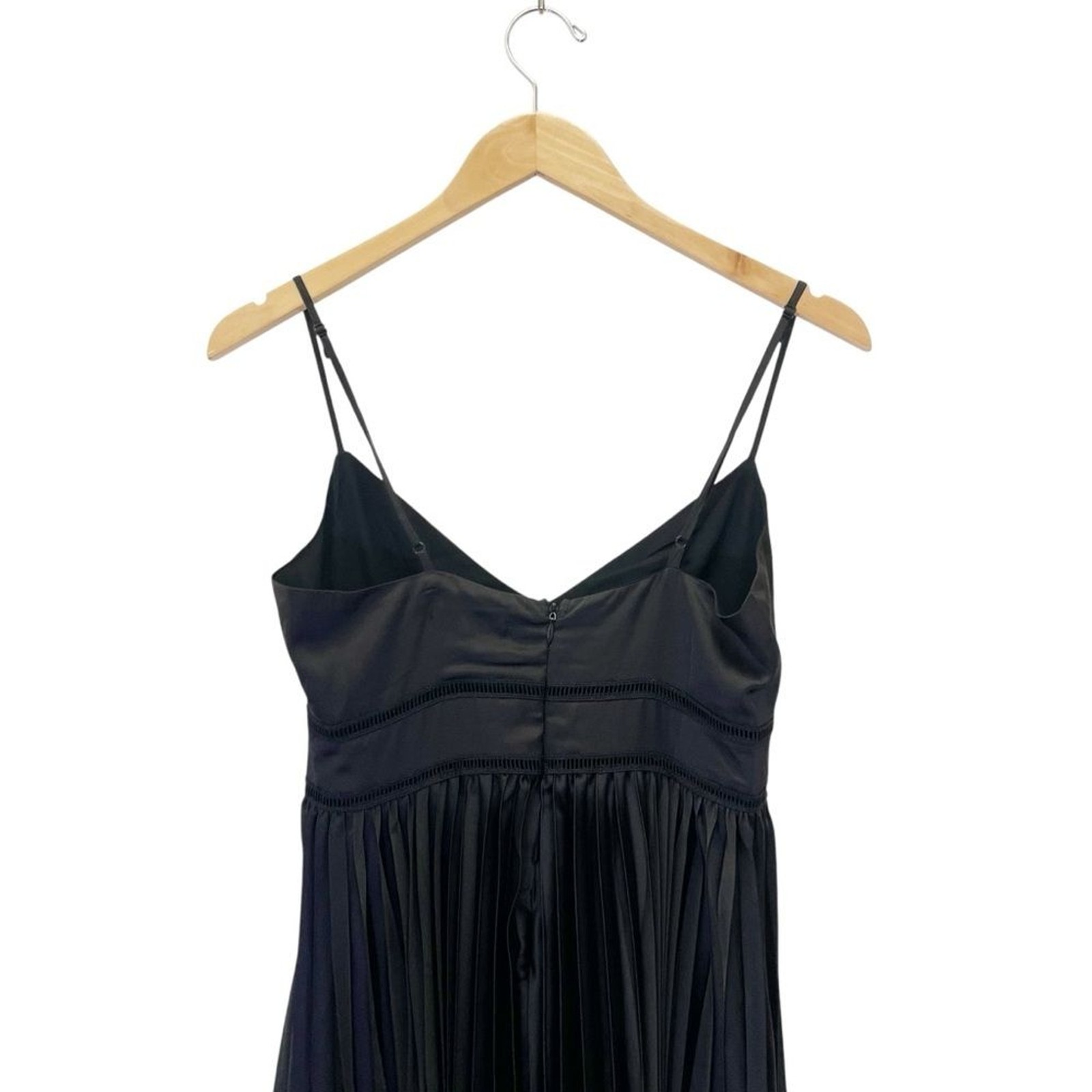 Saks Fifth Avenue Black Satin Pleated Midi Dress Spaghetti Strap V Neck Sz Small