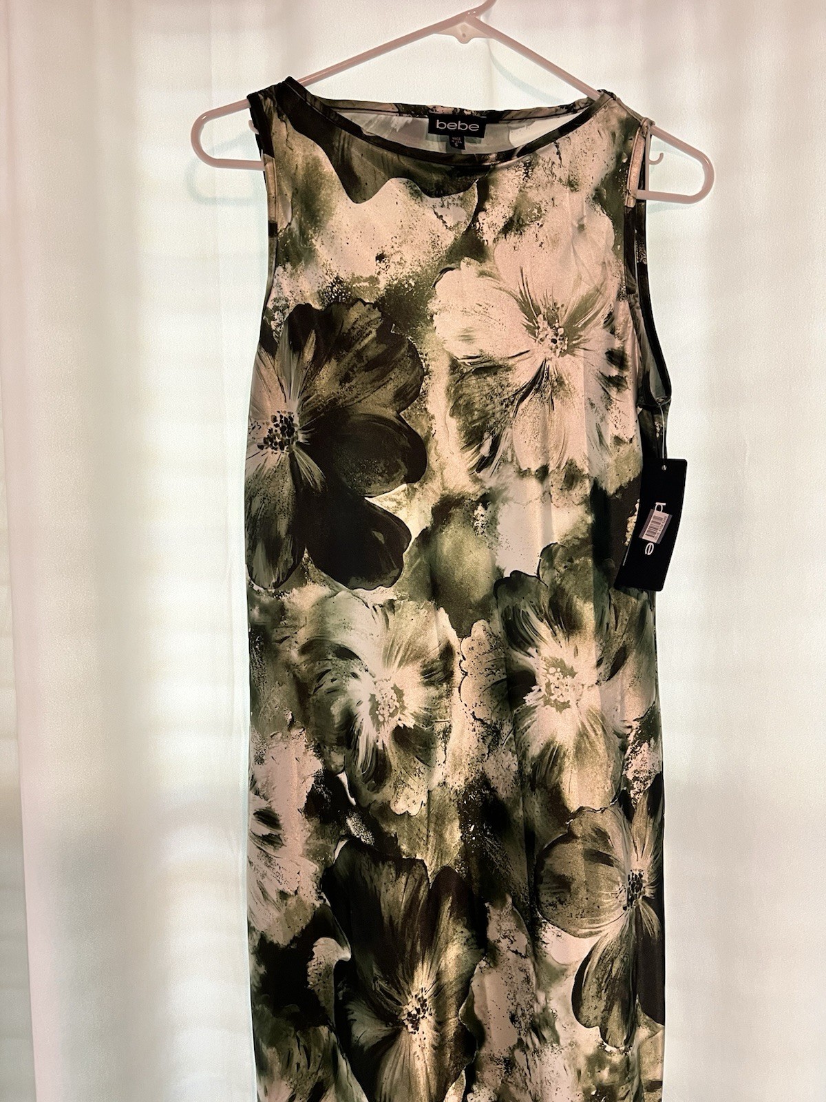 bebe Floral Sleeveless Long Dress Round Neck Green Black White Size S