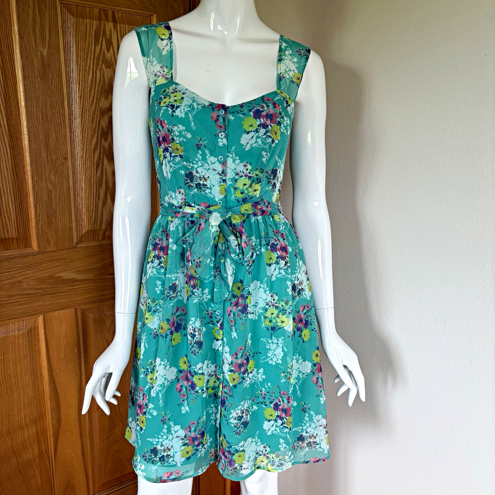 LC Lauren Conrad Women’s 2 Green Floral Chiffon Sweetheart Fit & Flare Tie