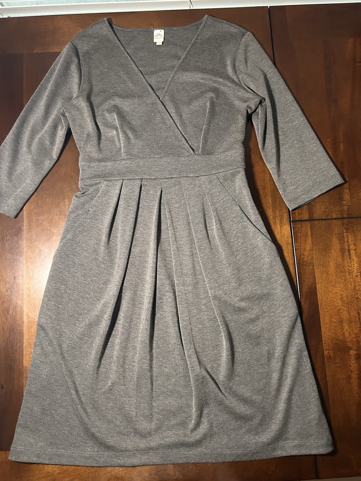 Sangria Gray Pleated A-Line Dress Women’s Size 8 Surplice Neck 3/4 Sleeve