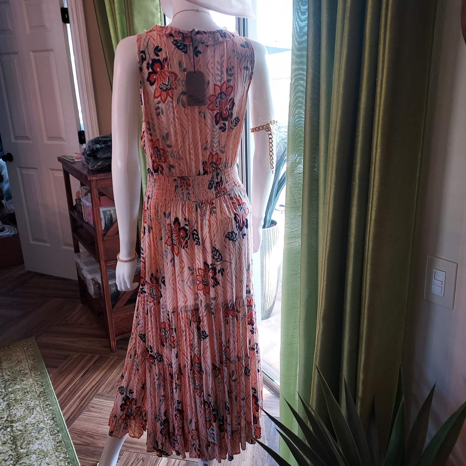 Sky and Sand Peach Floral Sleeveless Midi Dress Ruffle Tie Smocked with Hat.