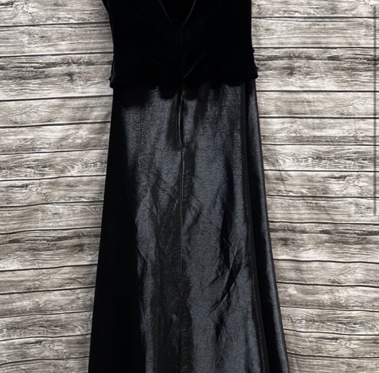Scott McClintock millennium 2000 sz 8 velvet sequin strapless formal long dress