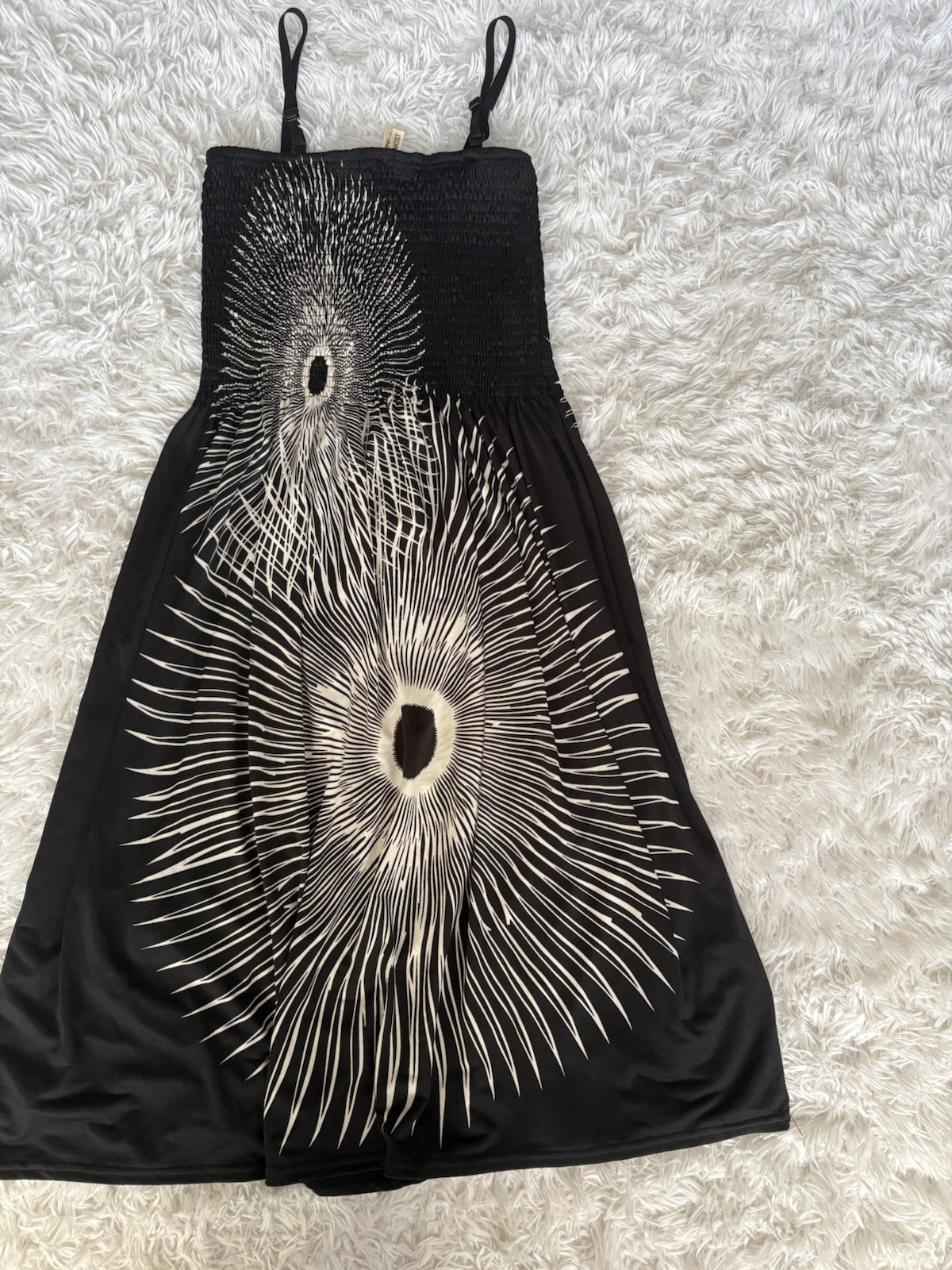 Shoreline “One Size Fits Most” Beautiful Spaghetti Strap Dress. Great Shape