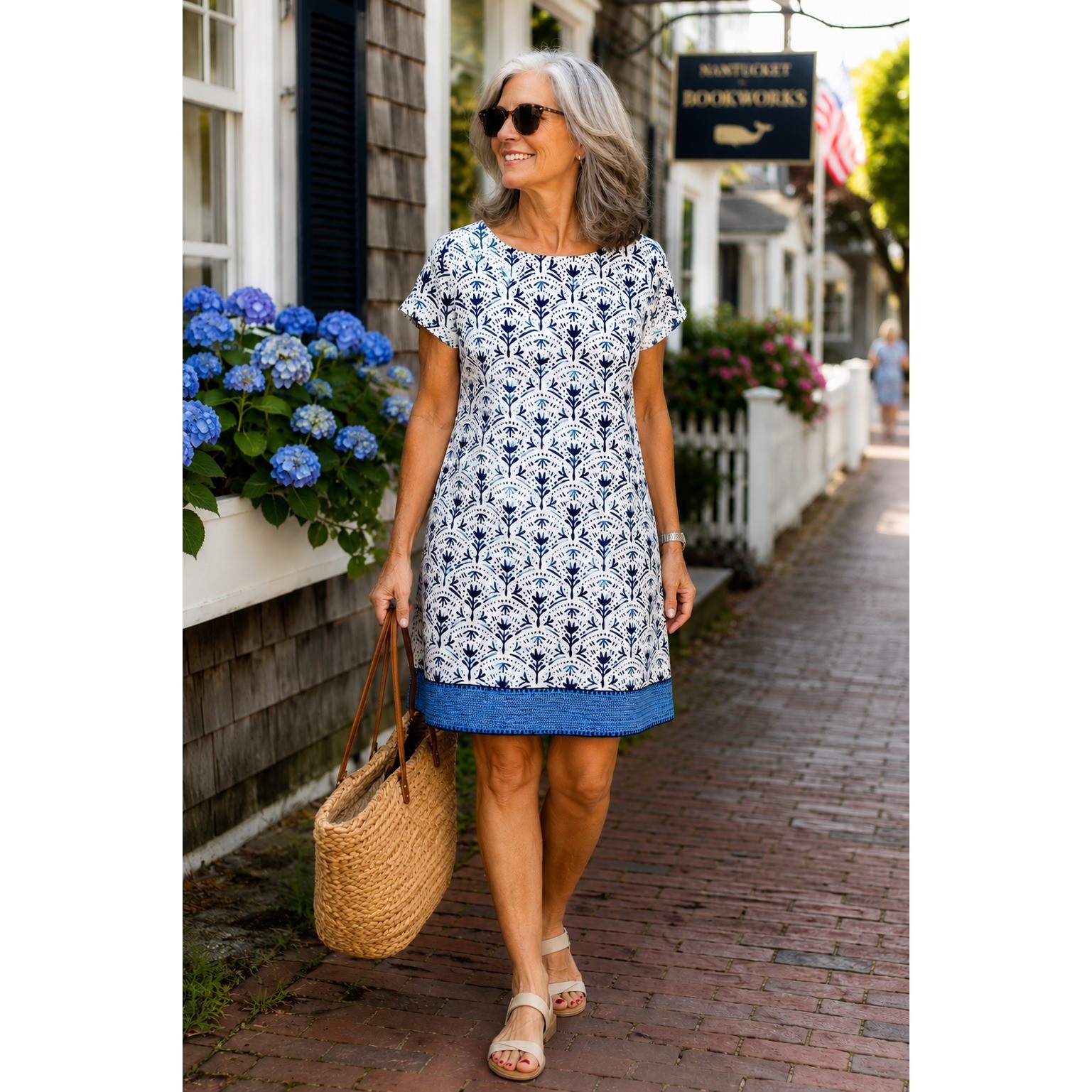 Hatley Womens XL Blue White Floral Shift Dress Short Sleeve Crochet Hem Jersey