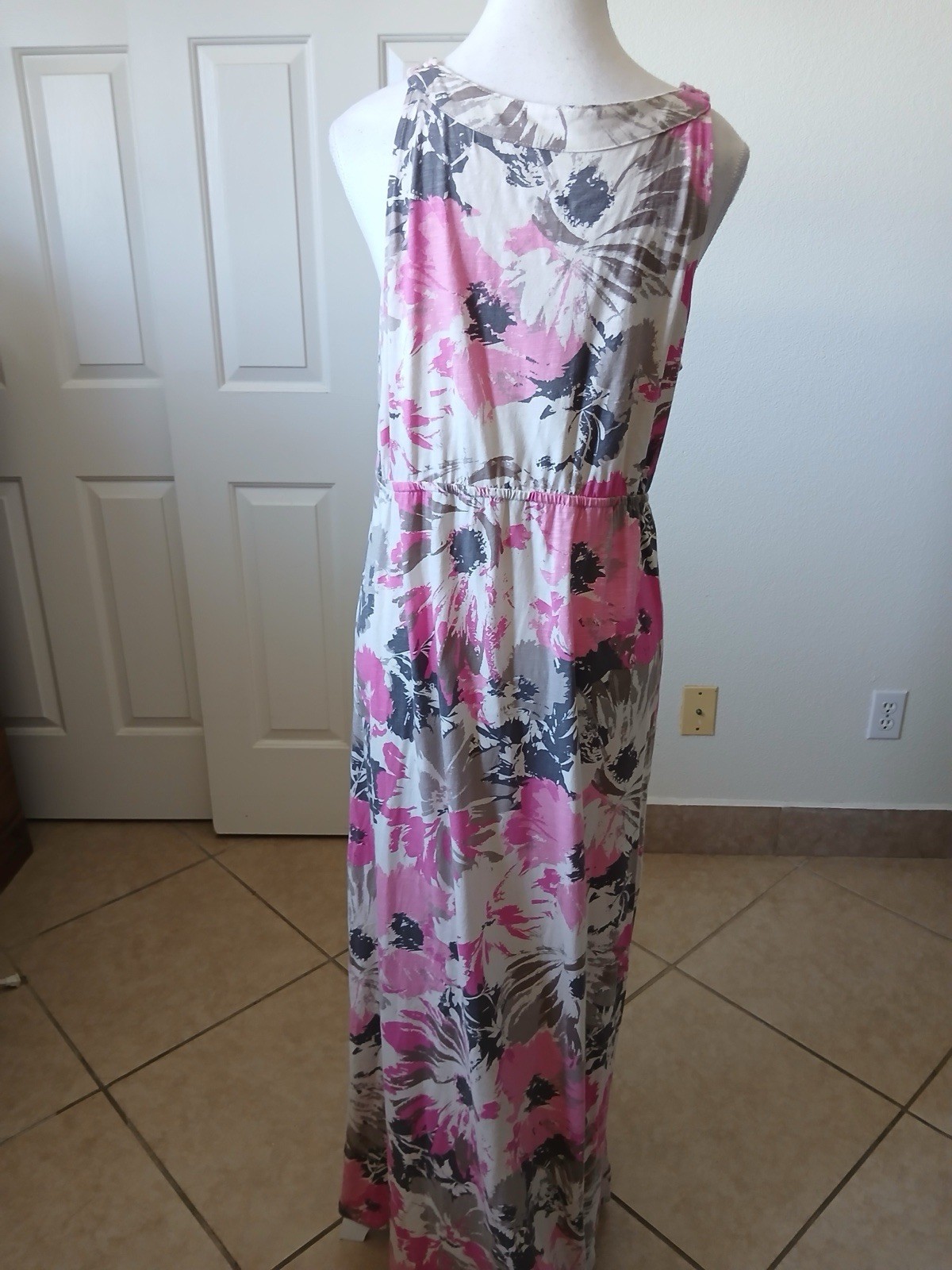 Sonoma Life + Style L Boho Floral Maxi Dress Pink Gray Sleeveless Summer Chic