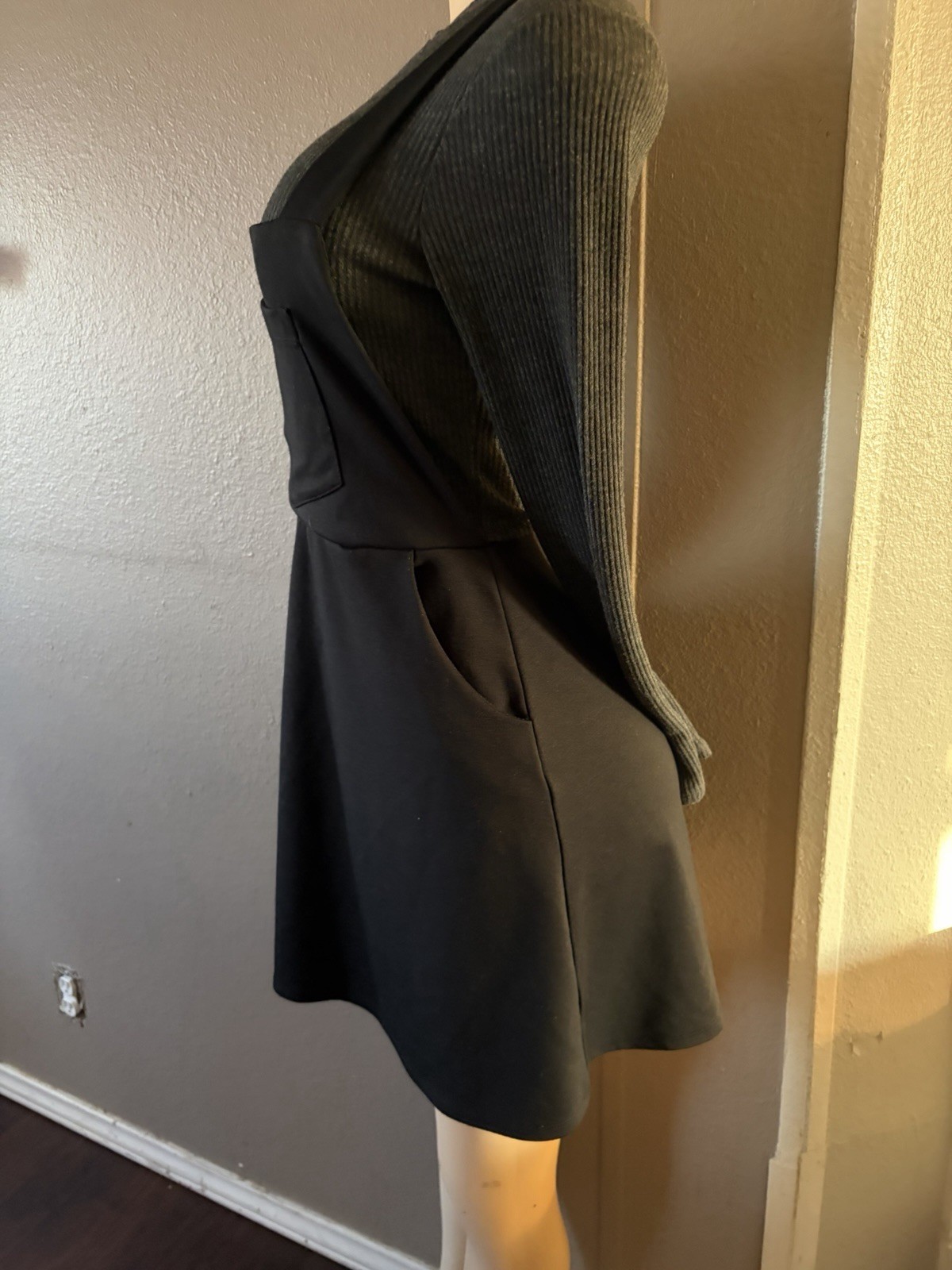 One Clothing Black/Gray Knit Pinafore Skater Dress Crew Neck Pocket M
