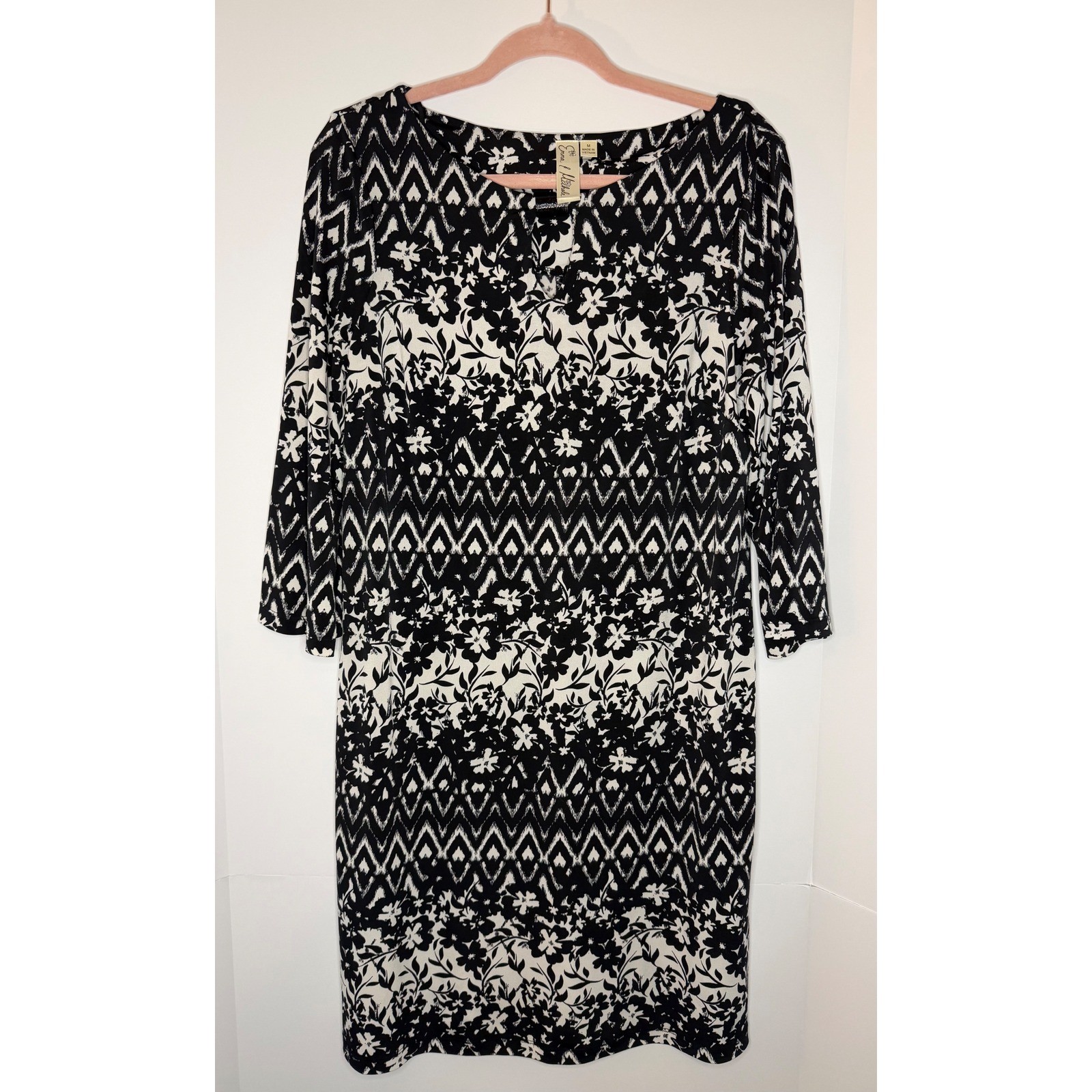 Emma & Michele Women Black White Floral Ikat Keyhole Shift Dress Size M