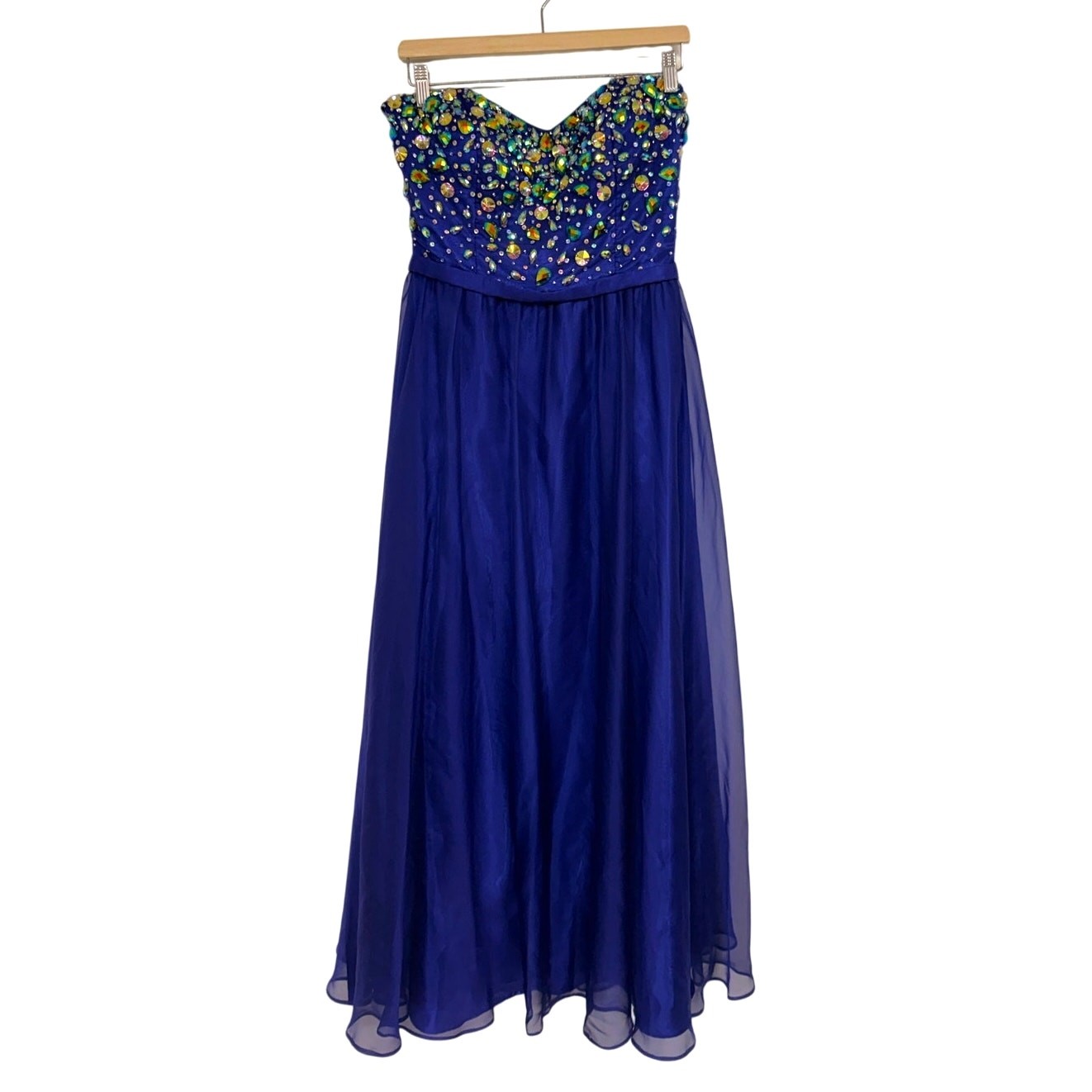 Flirt Maggie Soterro Bejeweled Sequin Formal Long Gown Purple SZ 10 Prom Dress