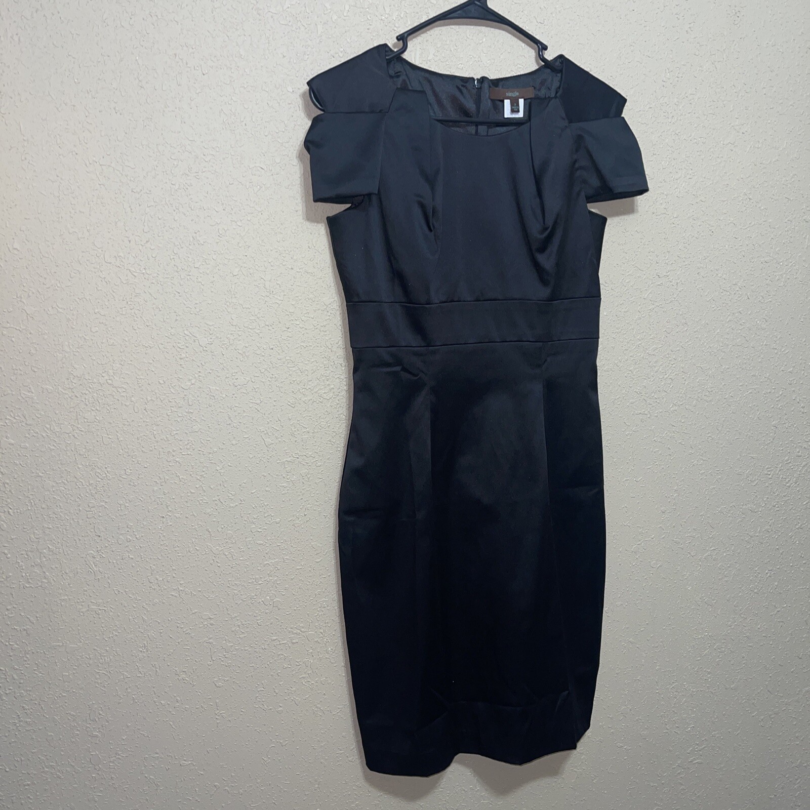 Single Los Angeles BLACK Dress Size 2 NEW