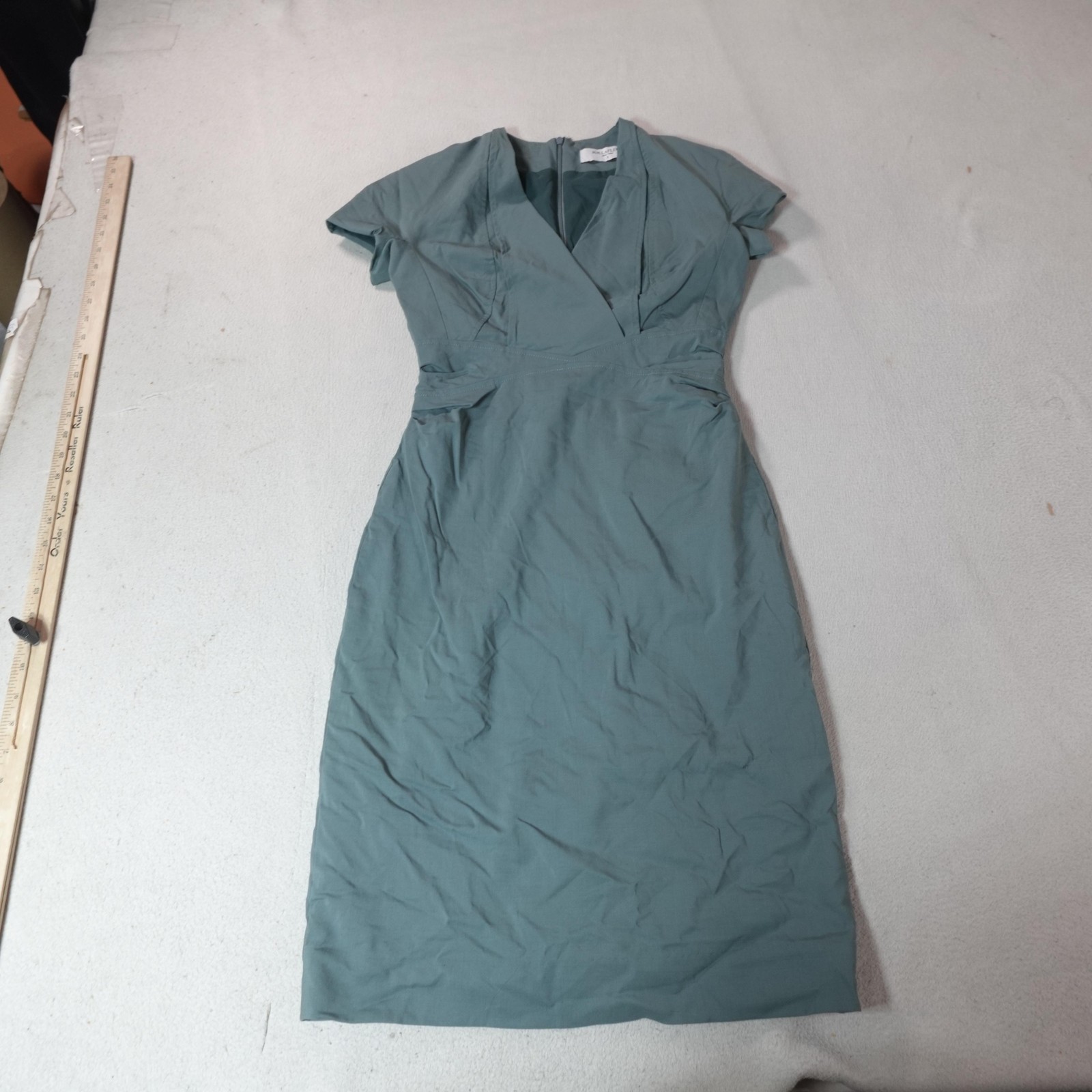 MM LaFleur Dress Womens 4 Green Wool Blend Sheath V Neck Minimalist Capsule USA