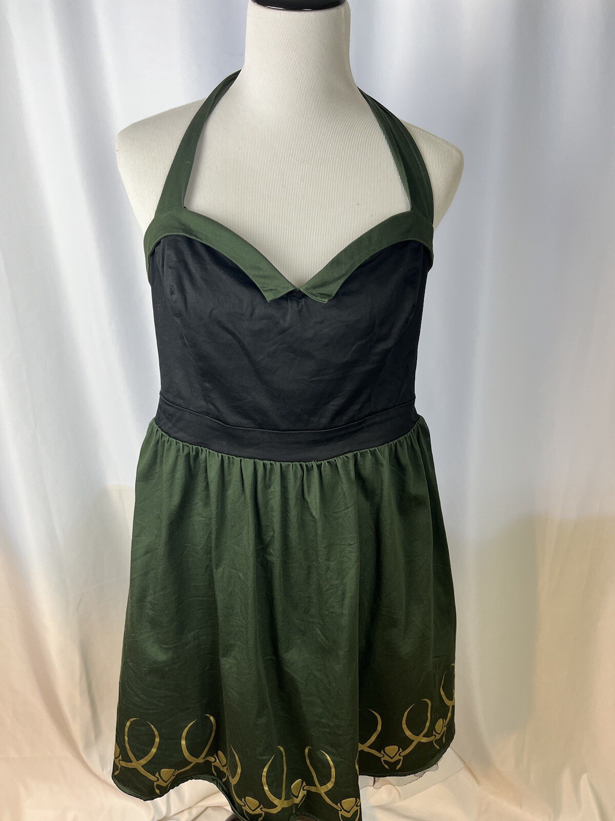 Hot Topic Her Universe Marvel Loki Helmet Border Print Halter Dress Size XL