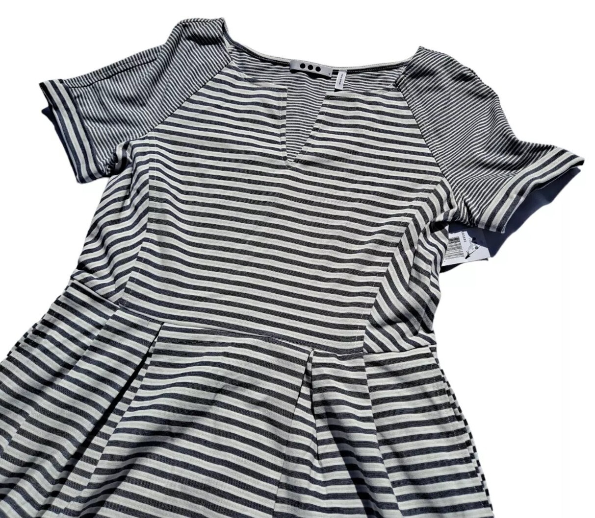 Three Dots Womens Pleated Knee-Length Casual Dress Size Medium Grey/White Stripe