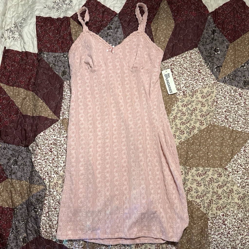 No Boundaries Women’s Medium 8-10 Pink Sundress Adjustable Straps