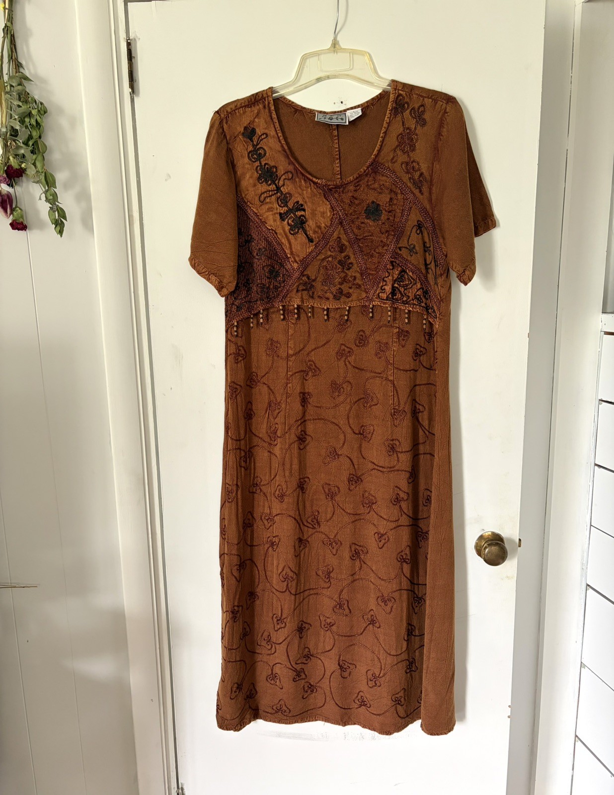 MPH Brown Crinkle Embroidered Beaded Boho Hippie Maxi Tie Back Festival Dress L