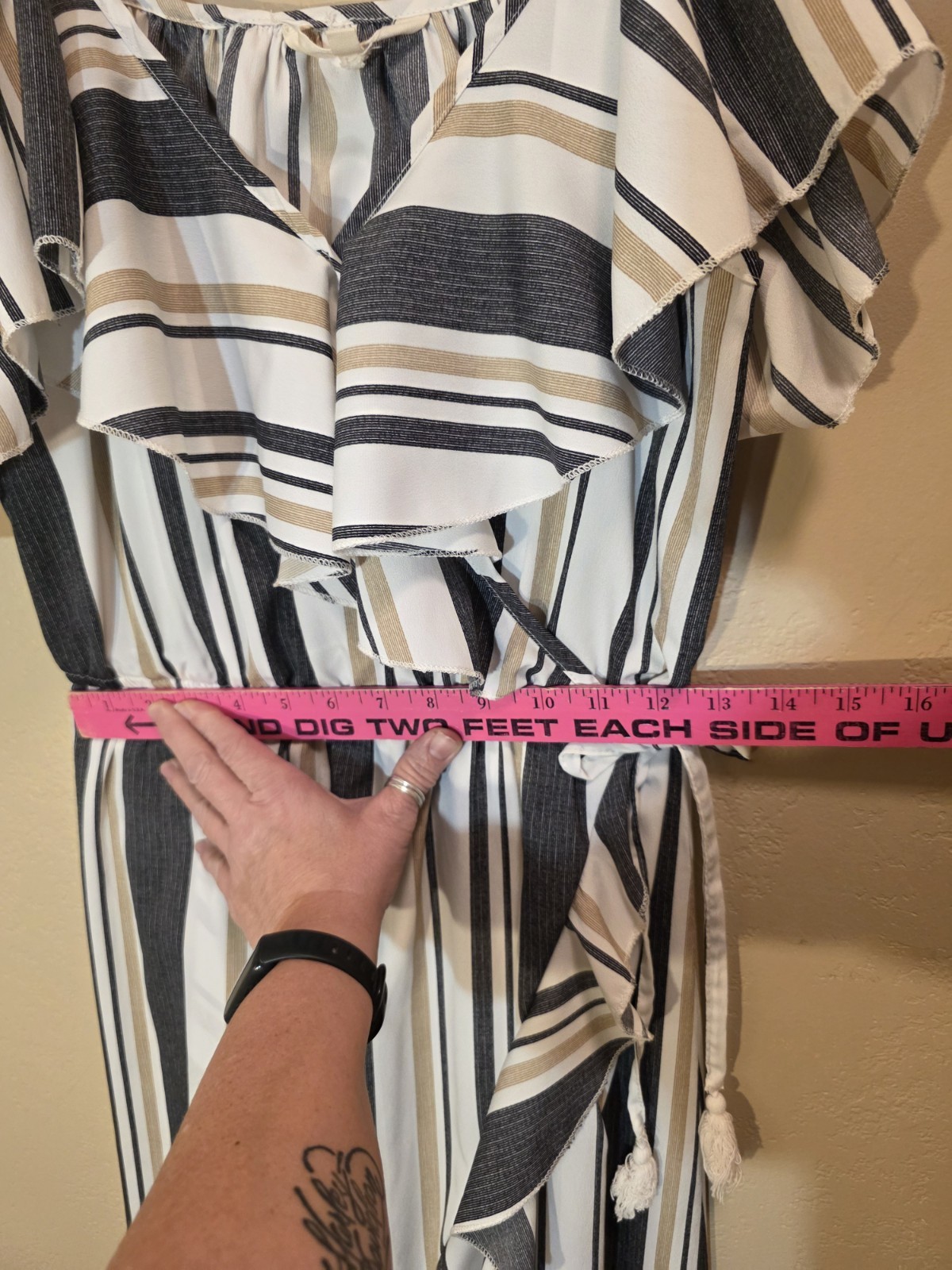 Hint of Blush Striped Ruffle Maxi Wrap Dress Size M White Black Beige V-Neck