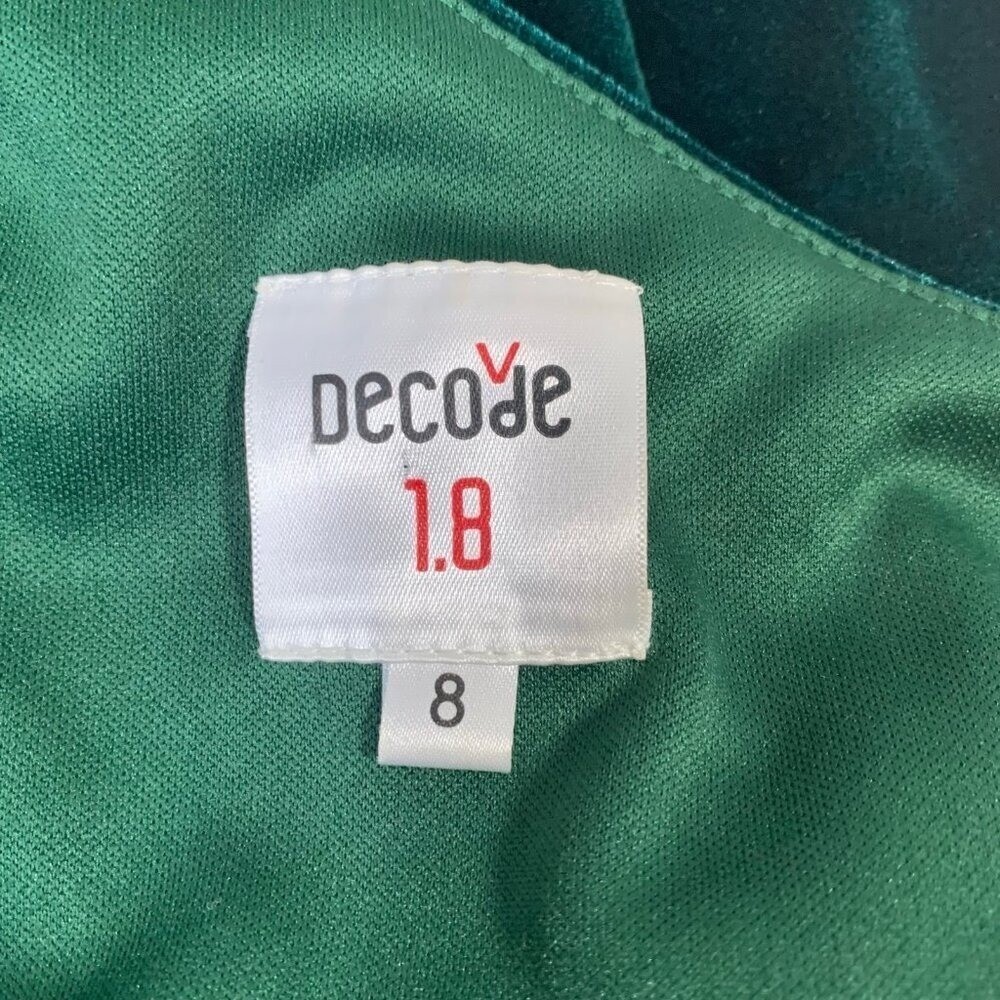 Decode 1.8 Velvet One Shoulder Beaded Strap Emerald Green Dress Size 8
