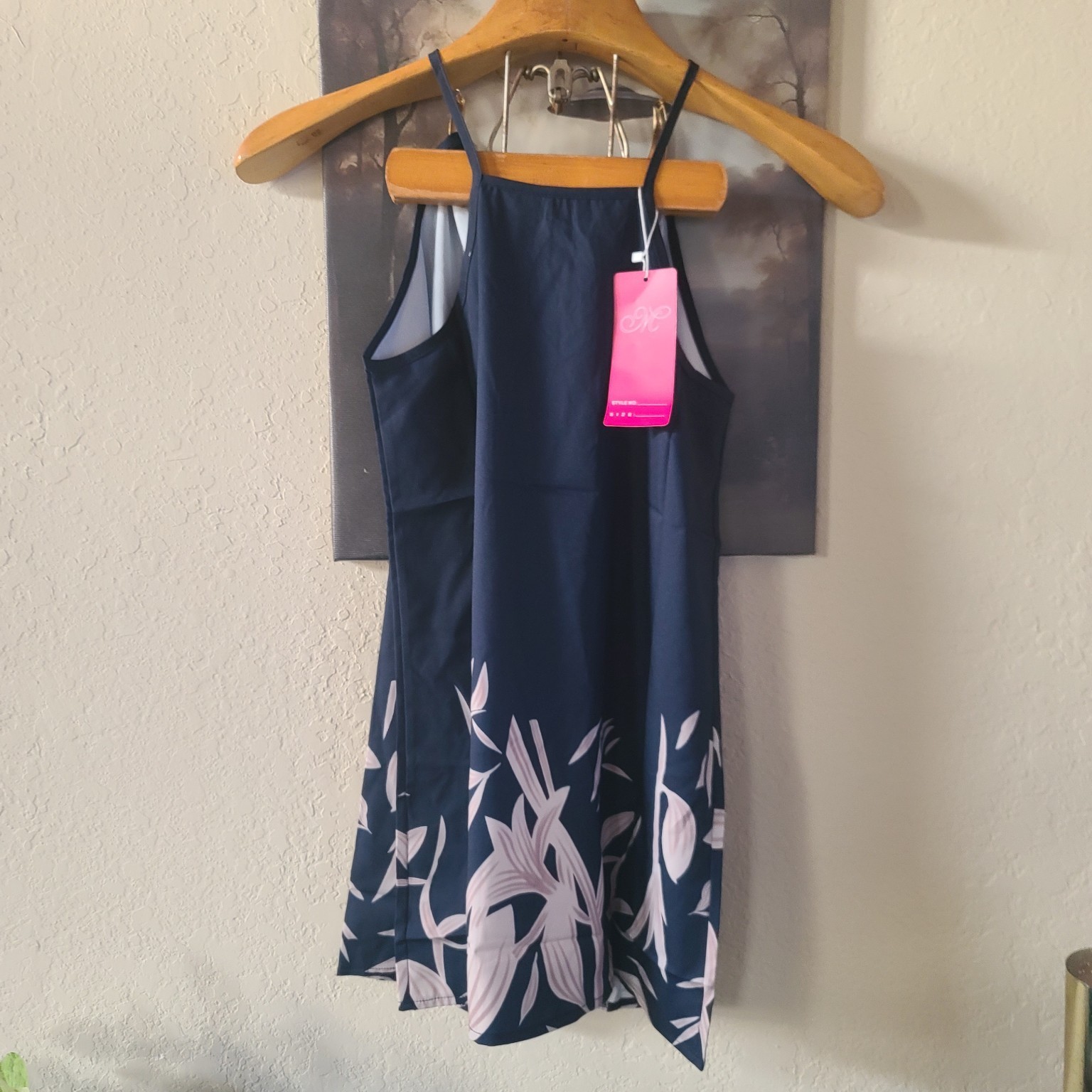 Women’s Size M Navy Blue Halter Mini Dress Gold Hardware Tropical Print NWT
