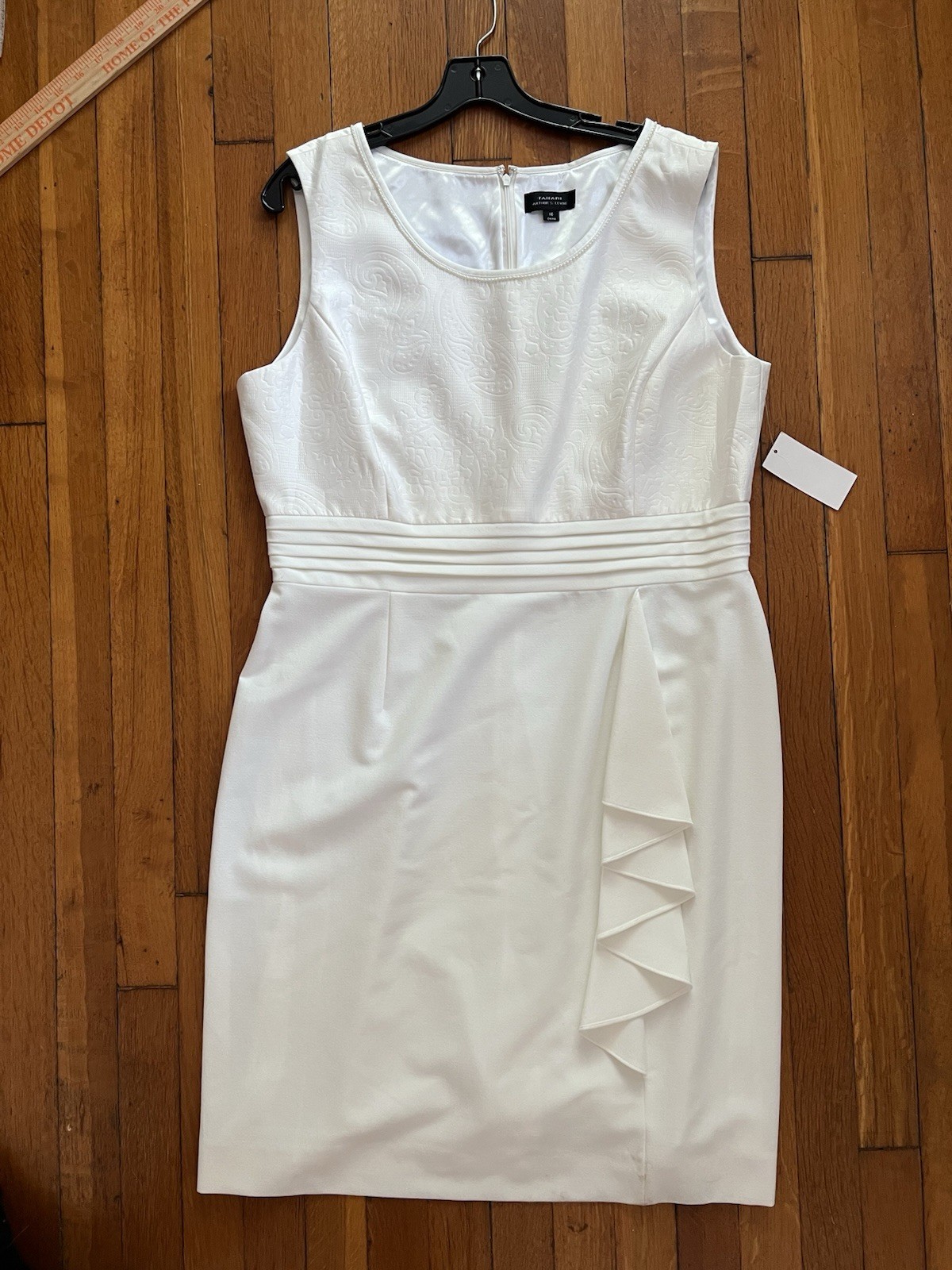 Tahari Arthur S. Levine Dress Ivory Textured Sleeveless Size 16 NWT