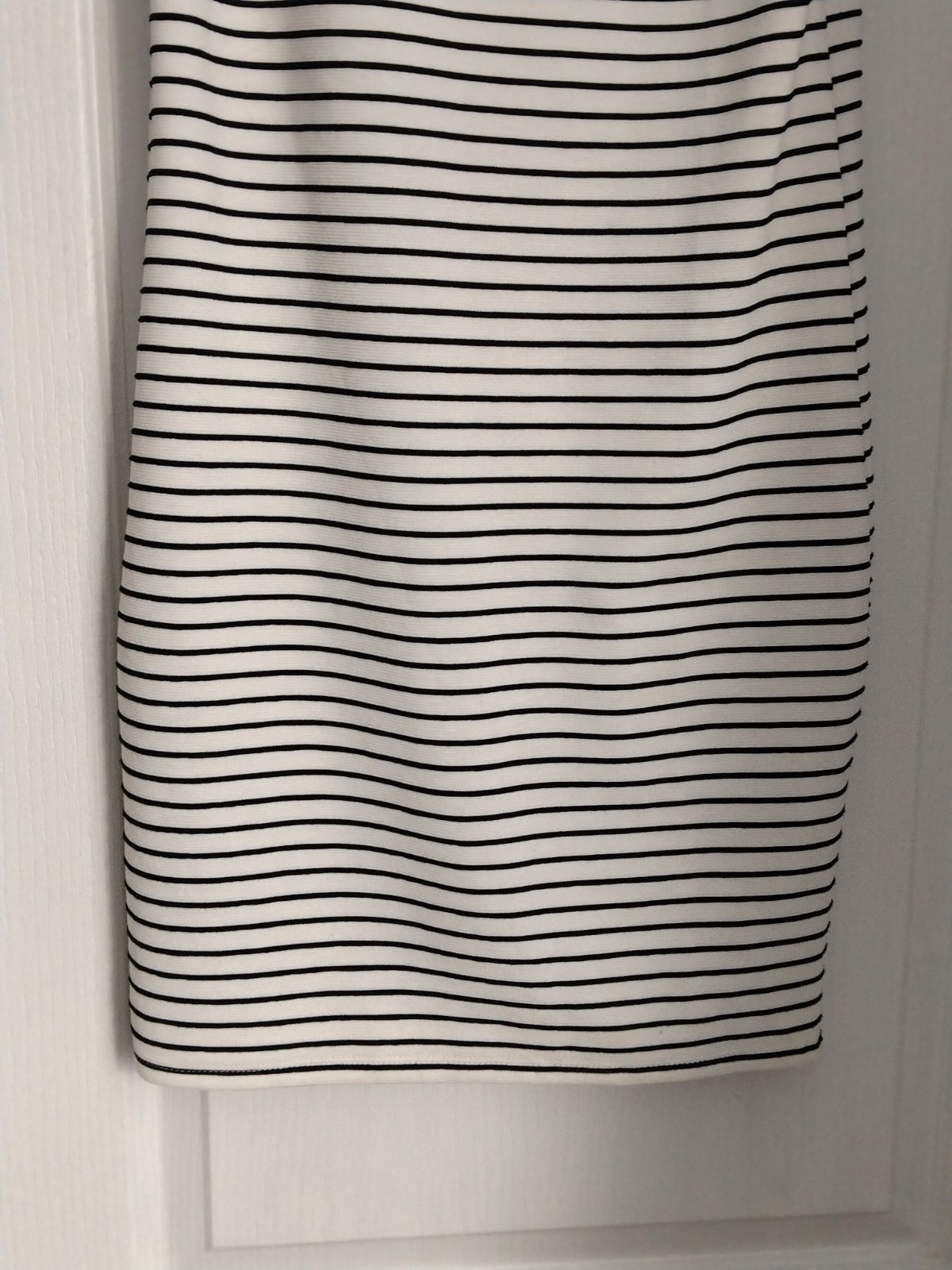 VILA CLOTHES – Black/White Striped Bodycon Dress Size M