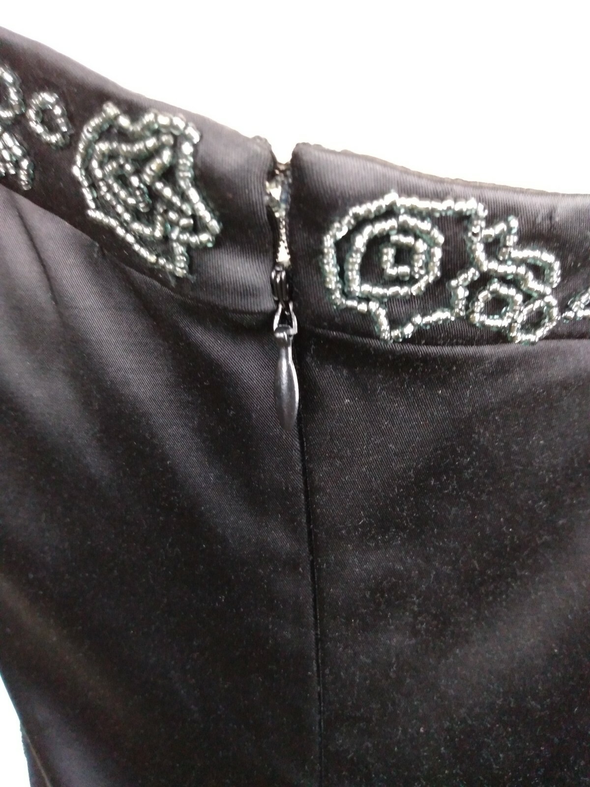Laundry By Design 3% Stretch Dressy Body-con Beaded Front Dress Size 6 Black