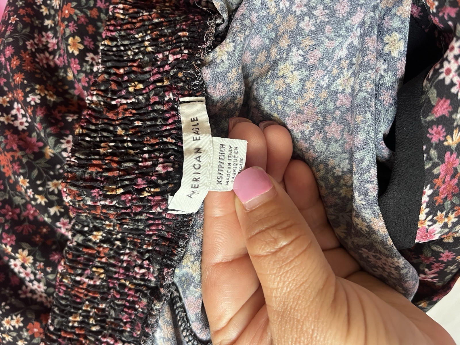 American Eagle XS Black Floral Chiffon Smocked Tiered Ruffle V-Neck Mini Dress