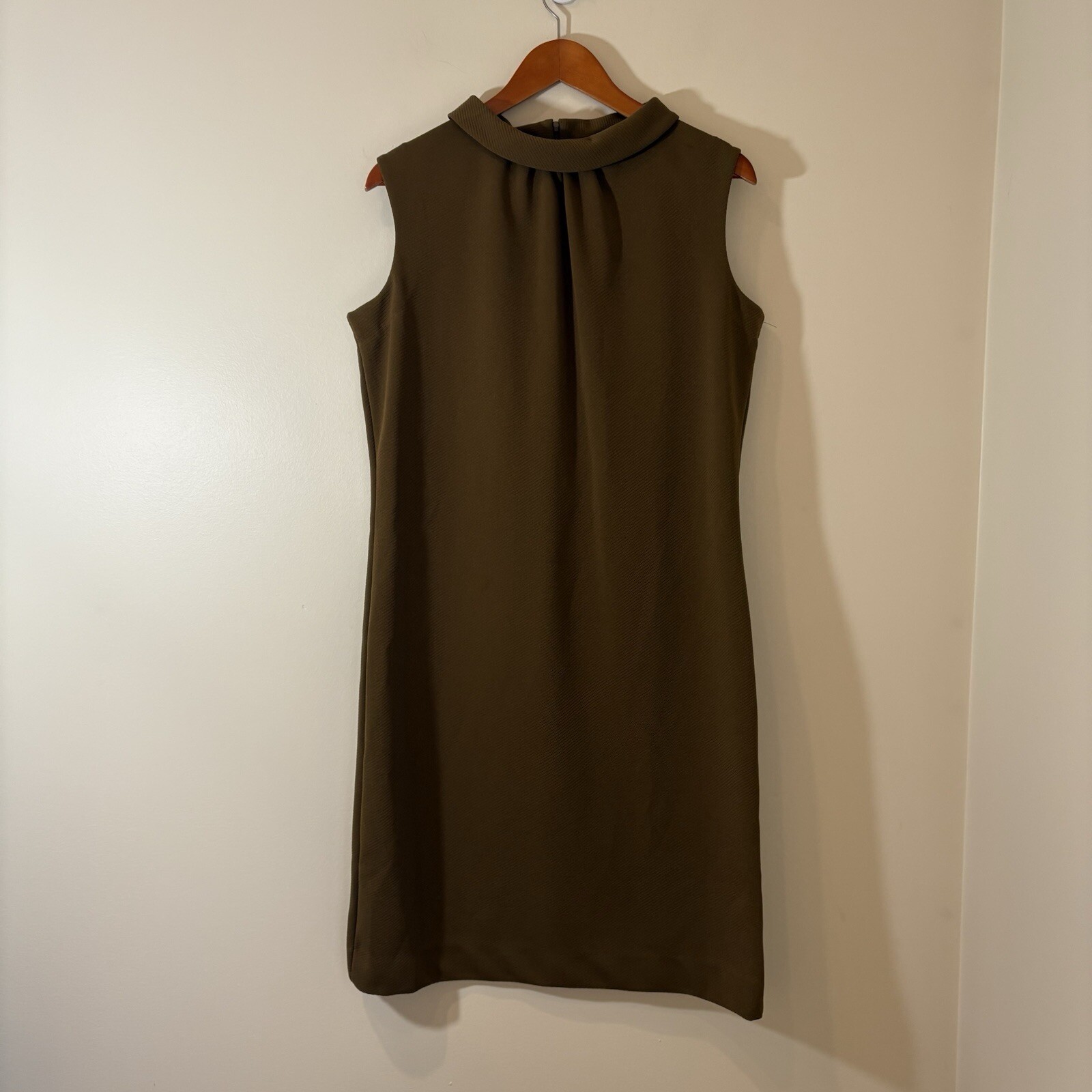 True Vintage Queens Way to Fashion Womens Shift Dress 18 Bown Dacron Jackie O