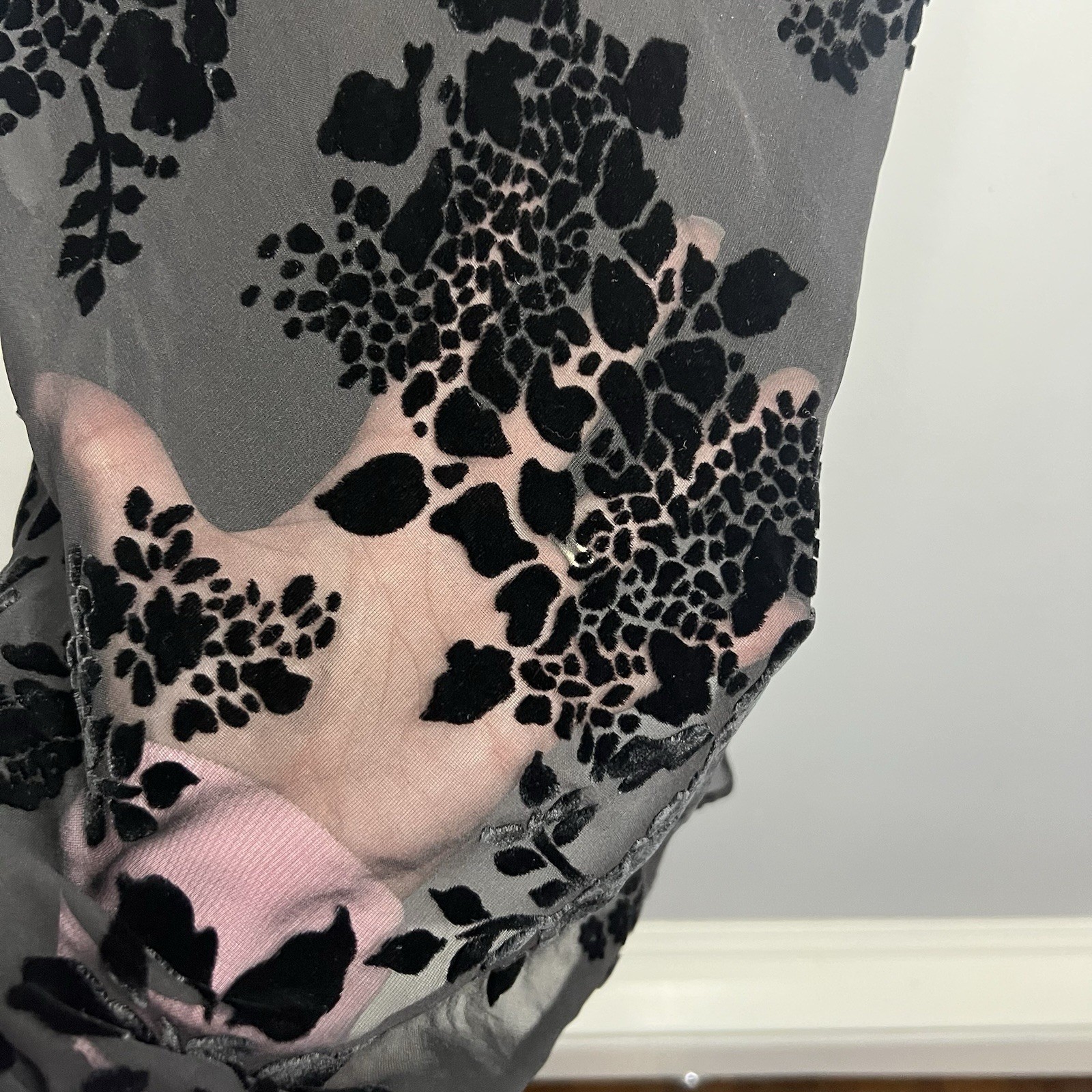 Papell Boutique Evening Dress Size 4 Velvet Silk Black Beaded Cocktail Party