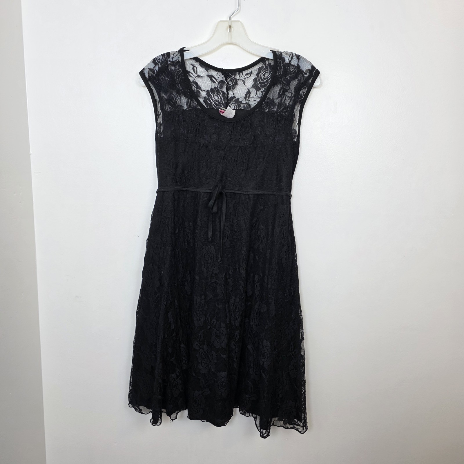 Q.T. Fashion Black Lace Overlay Floral Gothic Dark Romantic Mini Dress Size M