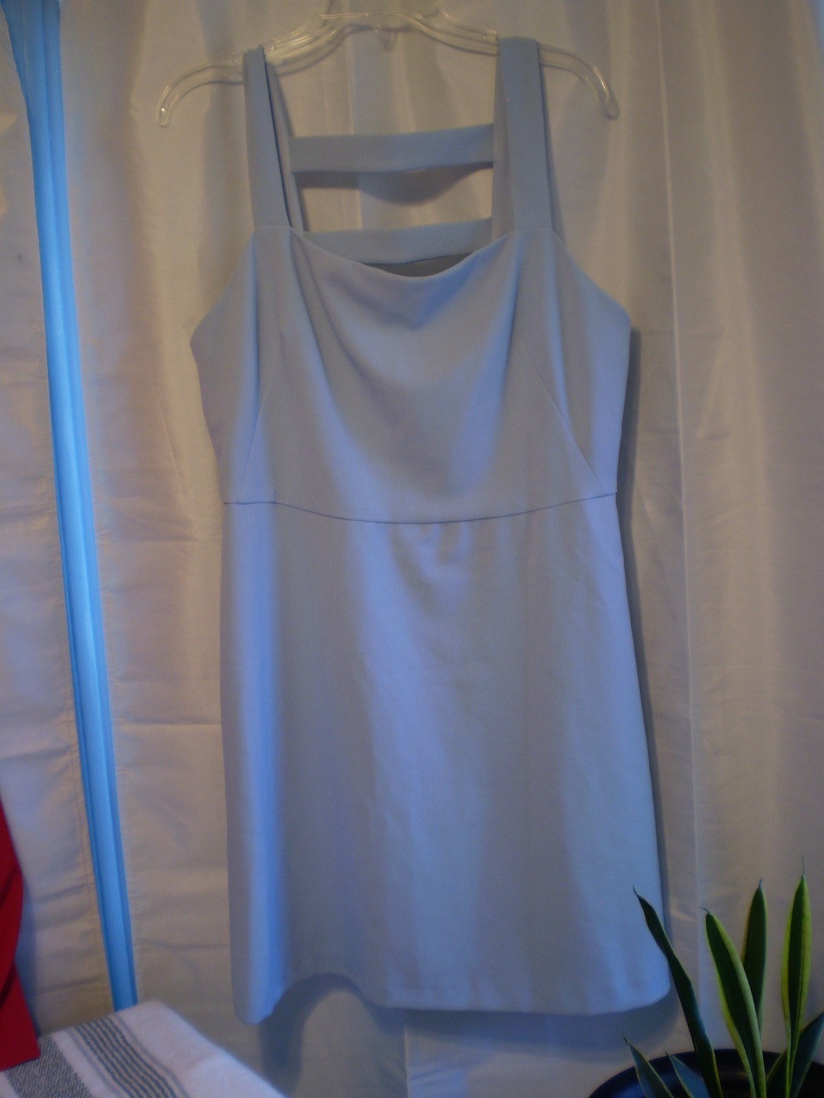 NICOLE MILLER STUNNING BABY BLUE SLEEVLESS/CUTOUT BACK DRESS SZ 14 EXCELLENT!