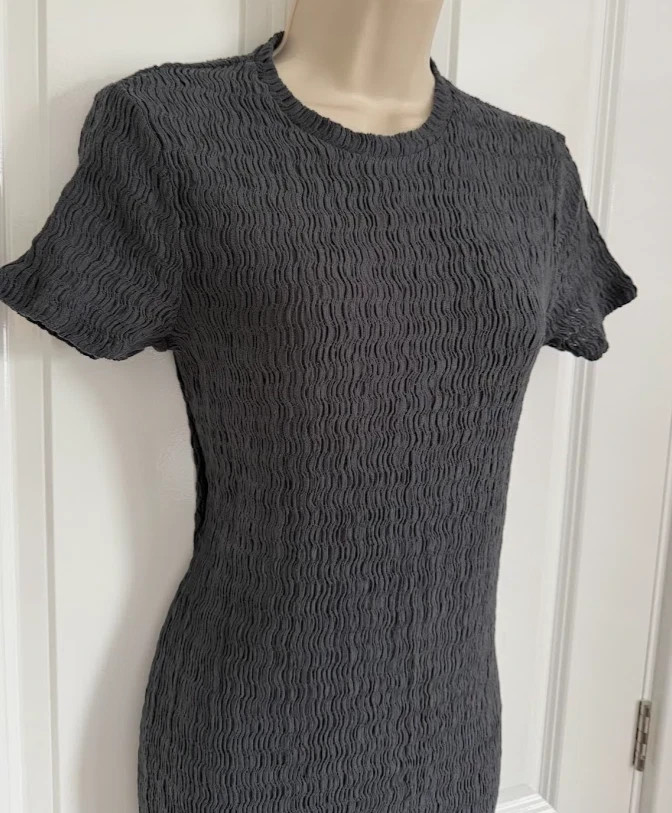 Primark Grey Textured Plisse Seersucker Maxi Dress XS 6 8 Short Sleeve Slit