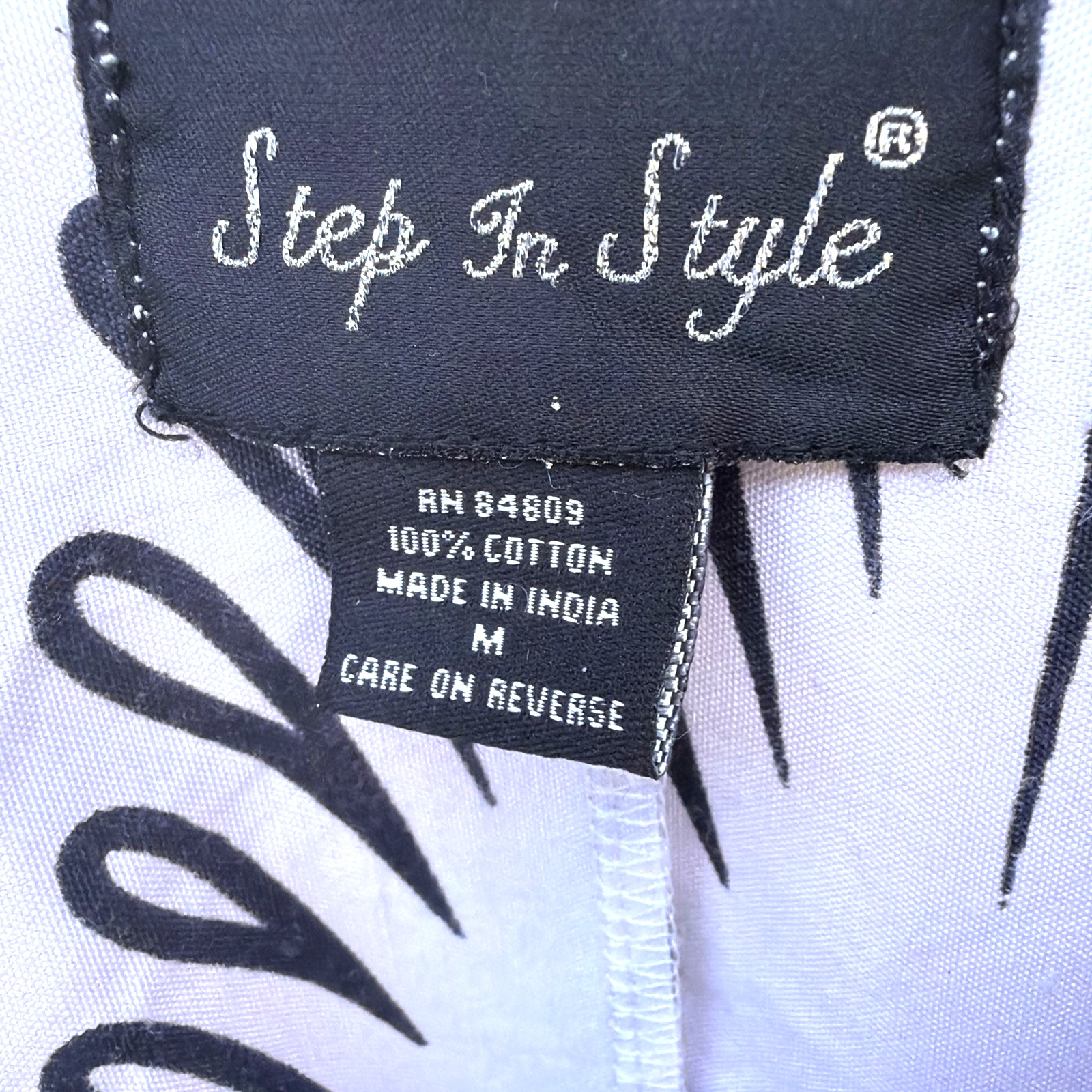 Step In Style Black & White Abstract Peacock Wrap Dress M NEW