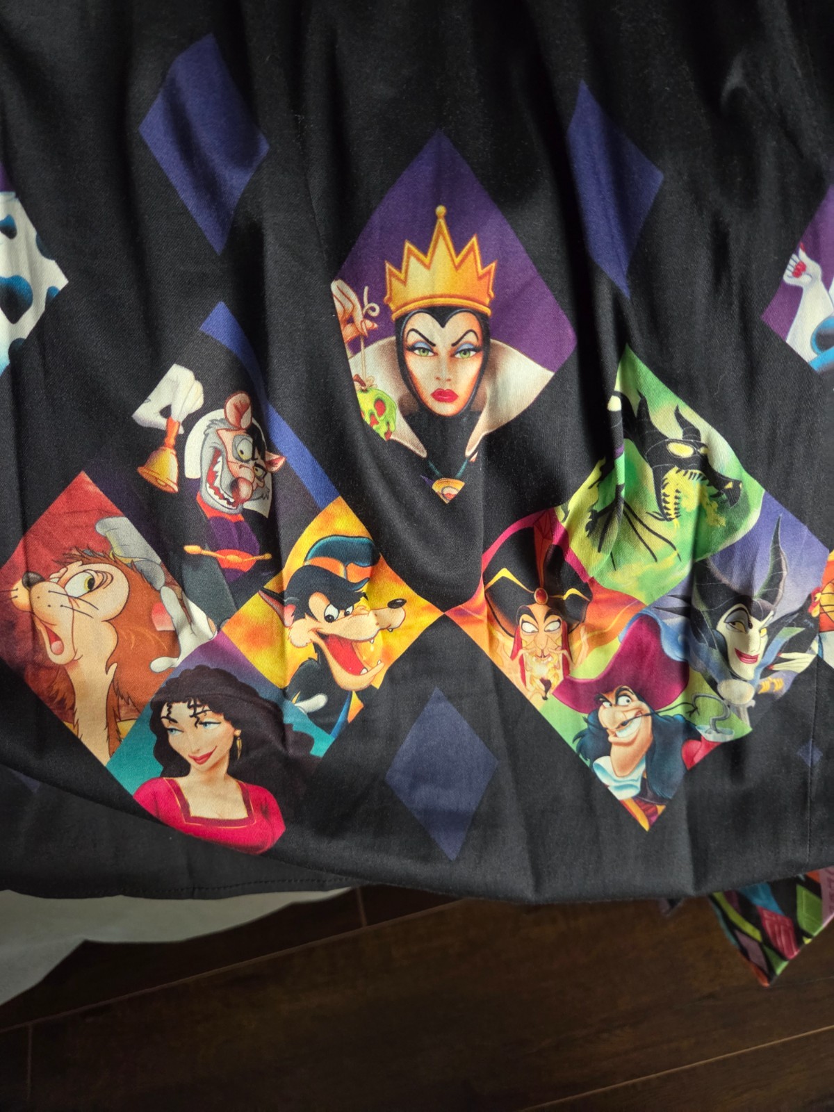 Disney Villain Dress Shop L