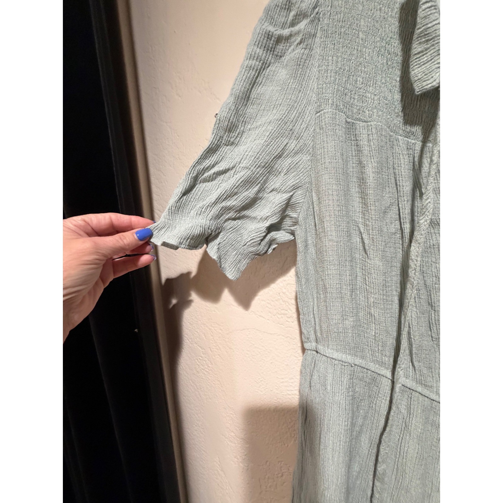 Sweet Wanderer Sage Green Tiered Midi Dress Short Puff Sleeve Tie Neck M EM6066