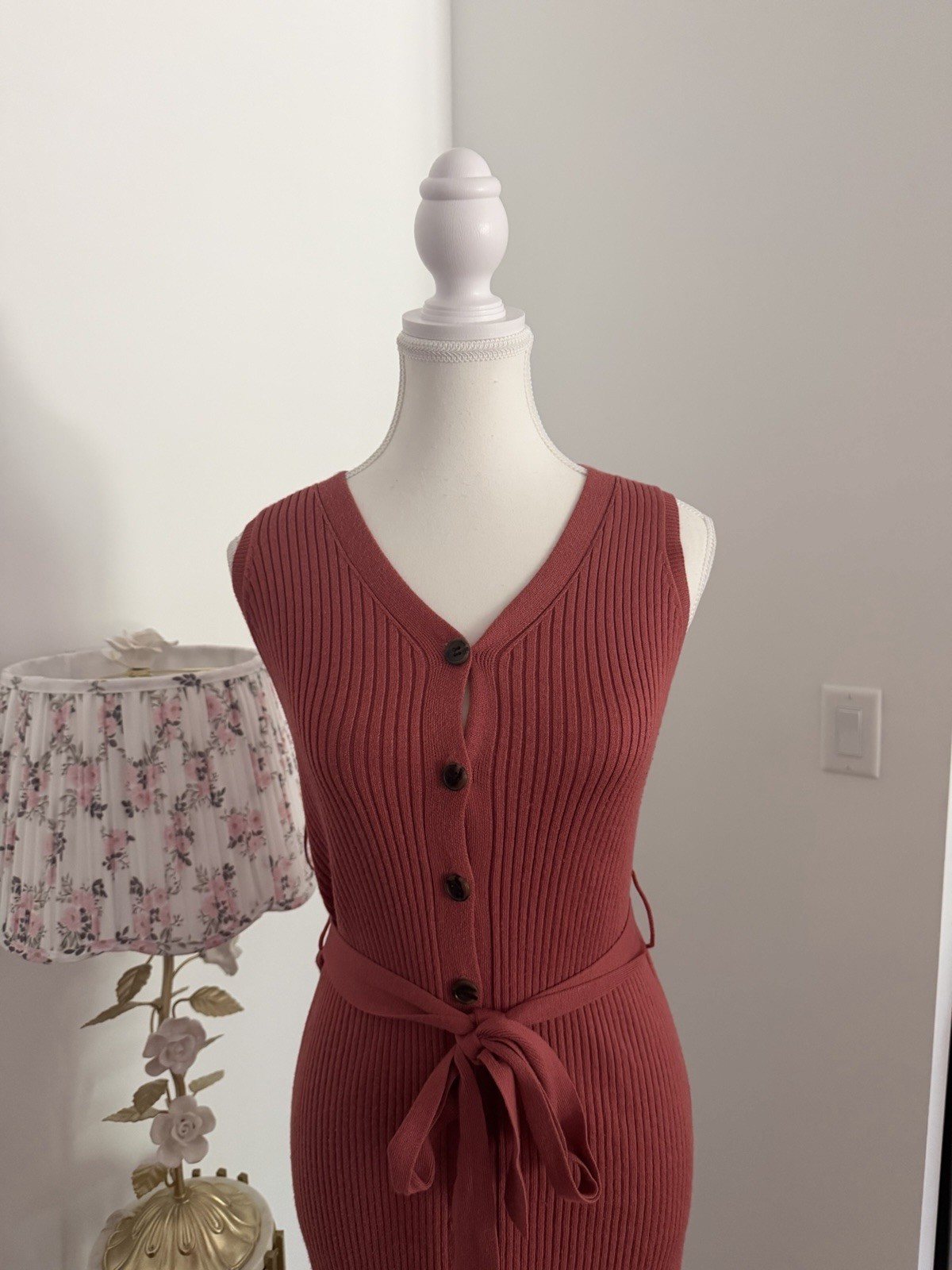 Pink Rose Red Solid Ribbed Knit Sweater Dress V-Neck Sleeveless Midi Size M