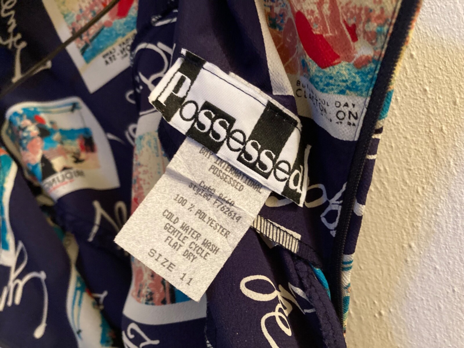 Possessed Woman’s Seaside UK Summer Holiday Sundress, Size 11, United States