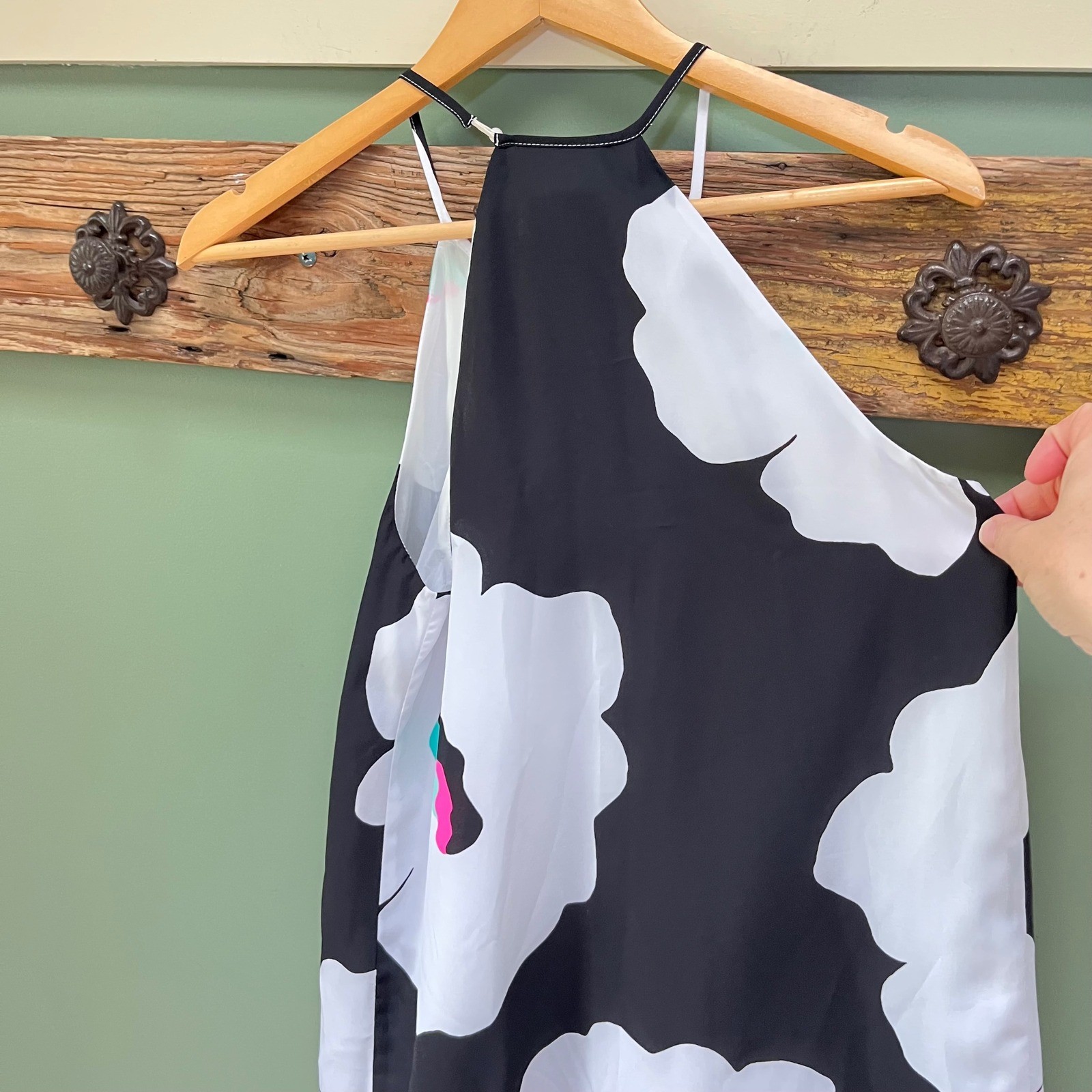 Britt Ryan Black White Floral Halter Shift Dress XS Made in USA Bold Print