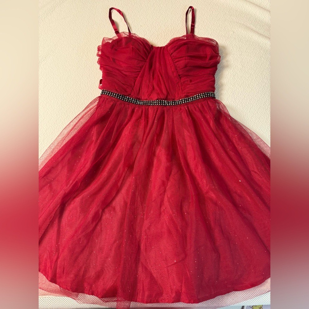 Love Reign Red Tulle Party Dress Size 5 Sparkly Formal