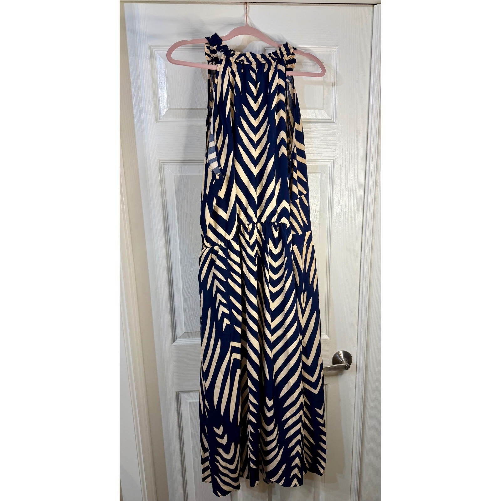 Bloomchic Navy Blue Cream Chevron Leaf Print Halter Maxi Dress Plus Size 28 NEW