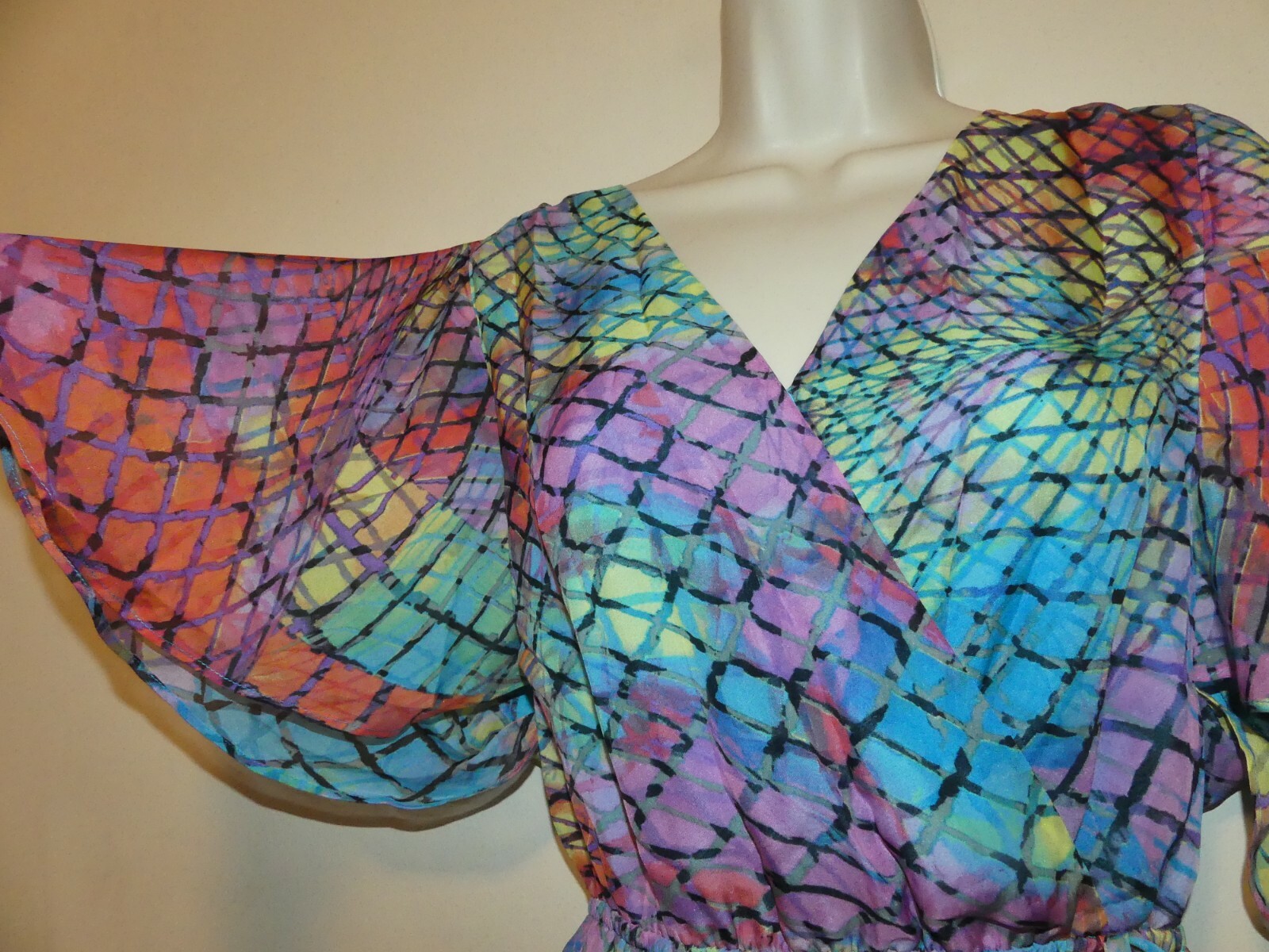 Presley Skye flutter sleeve faux wrap silk dress size XS multicolor print NWT
