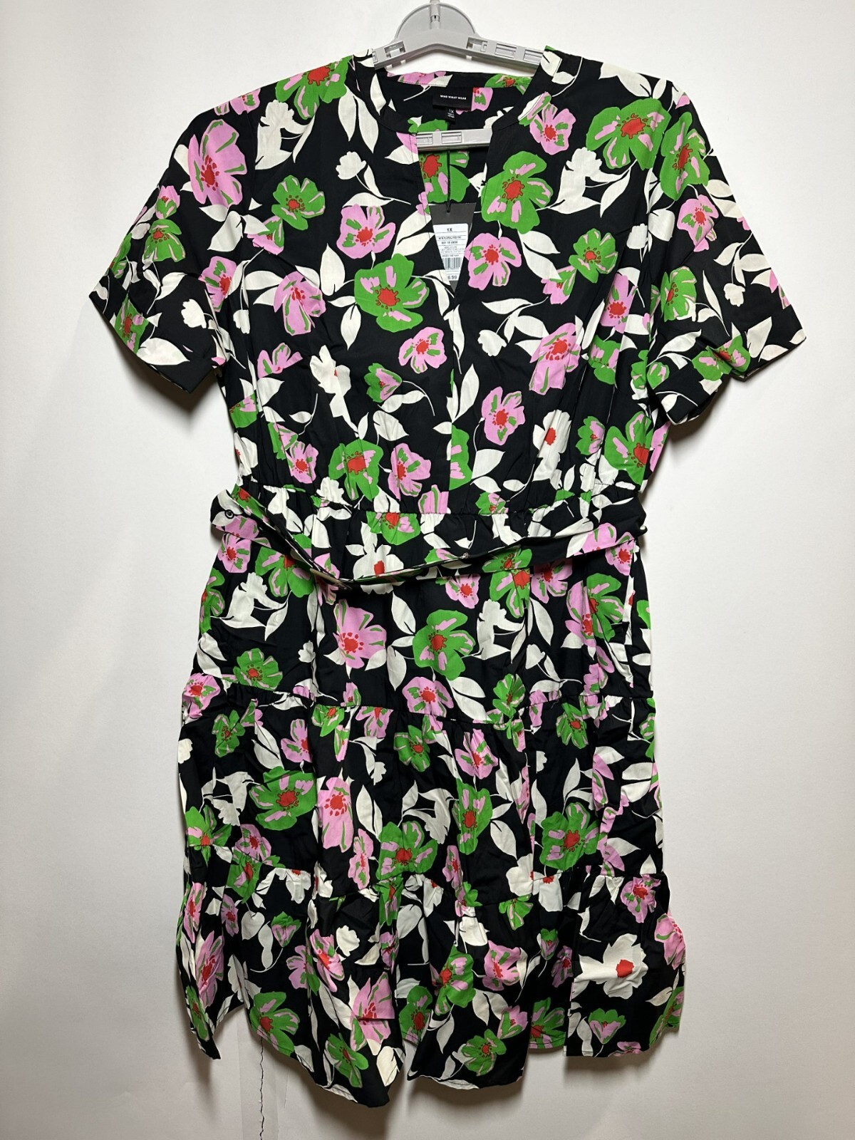 Who What Wear Womens’ Dress Short Sleeve Ruffle Belted Waist – 1X Black Floral