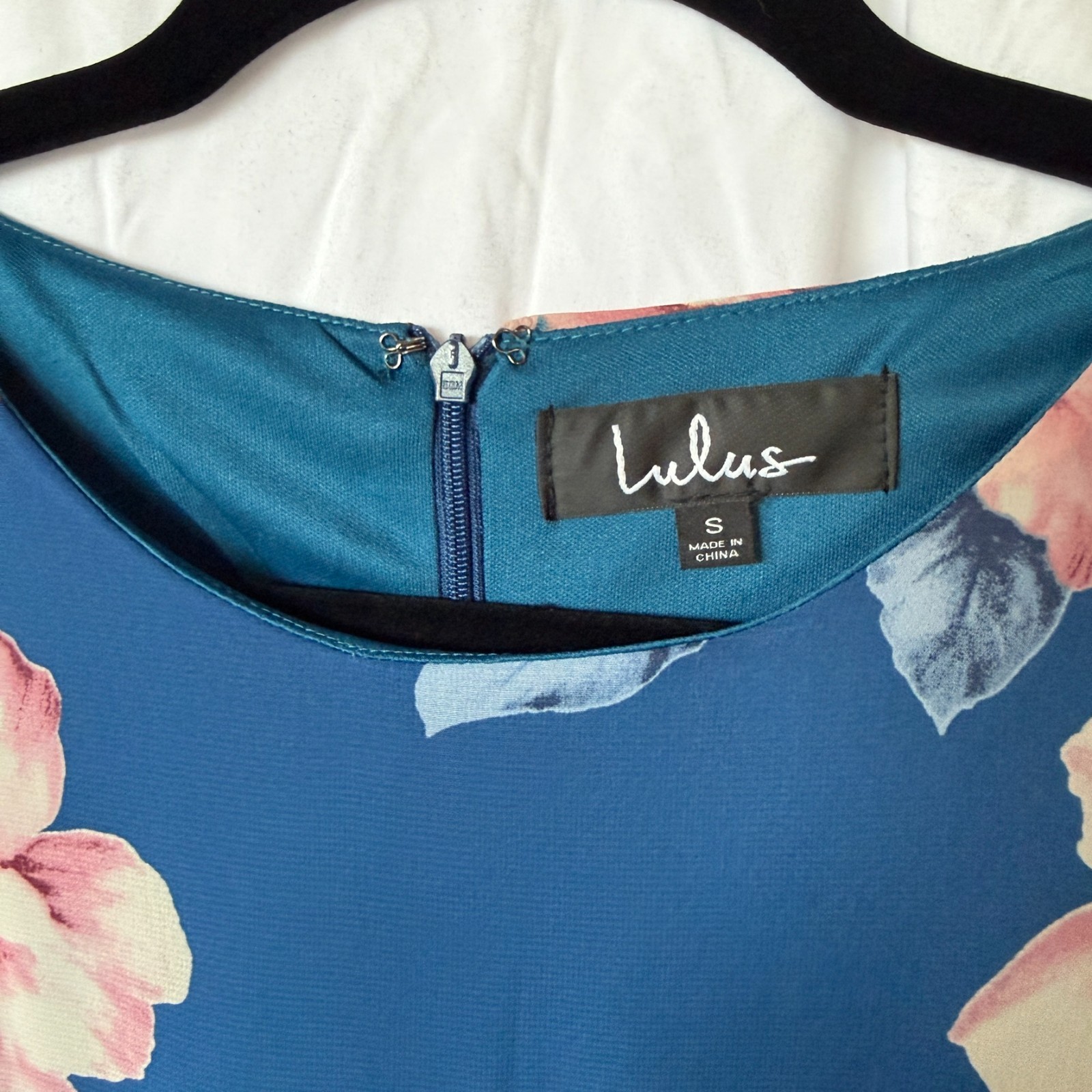 NWT Lulus Joyful Noise Denim Blue Floral Print Mini Dress Blue Chiffon Size S