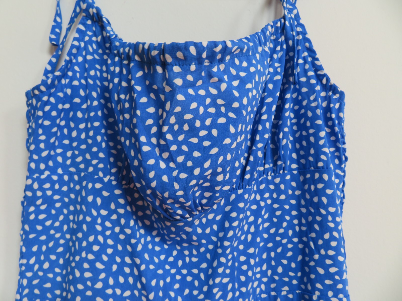 BLUE AND WHITE ROMPER/SUN DRESS SIZE: SMALL