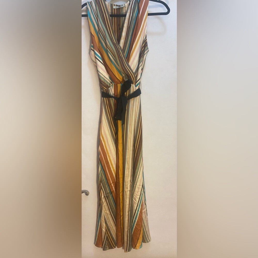 Piazza Italia Woman’s Striped Dresss Size Large Elastic Waist with Belt Tie New