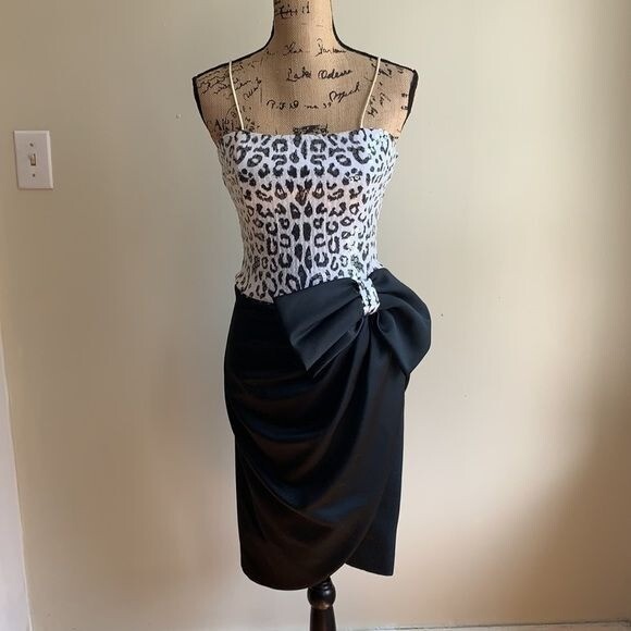Nadine half wrap black white print dress 5 with bow at waist