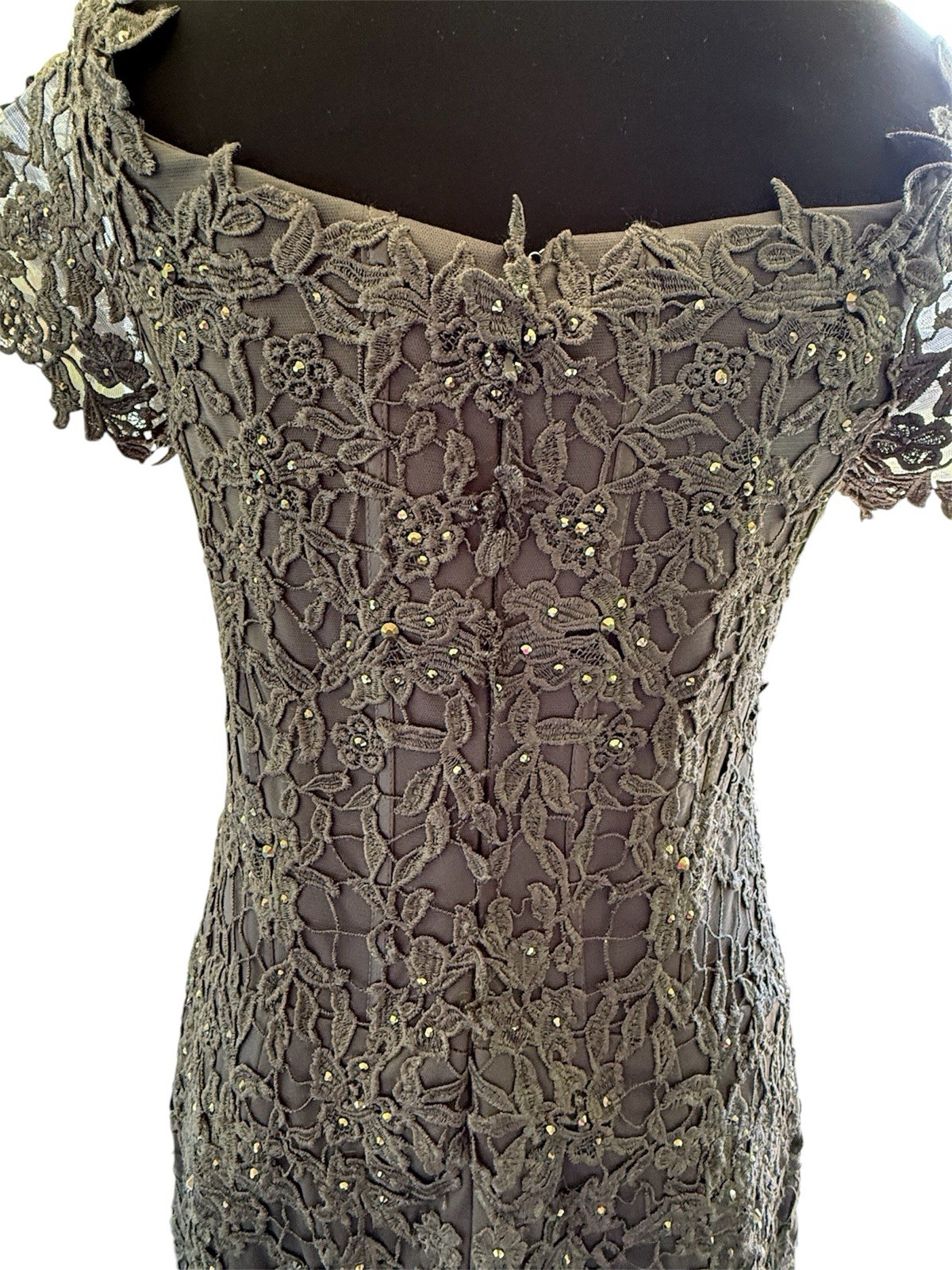 Madeline Gardner NY Lace Overlay Sequins Tulle Mermaid Gown Formal Sz 10 Gray