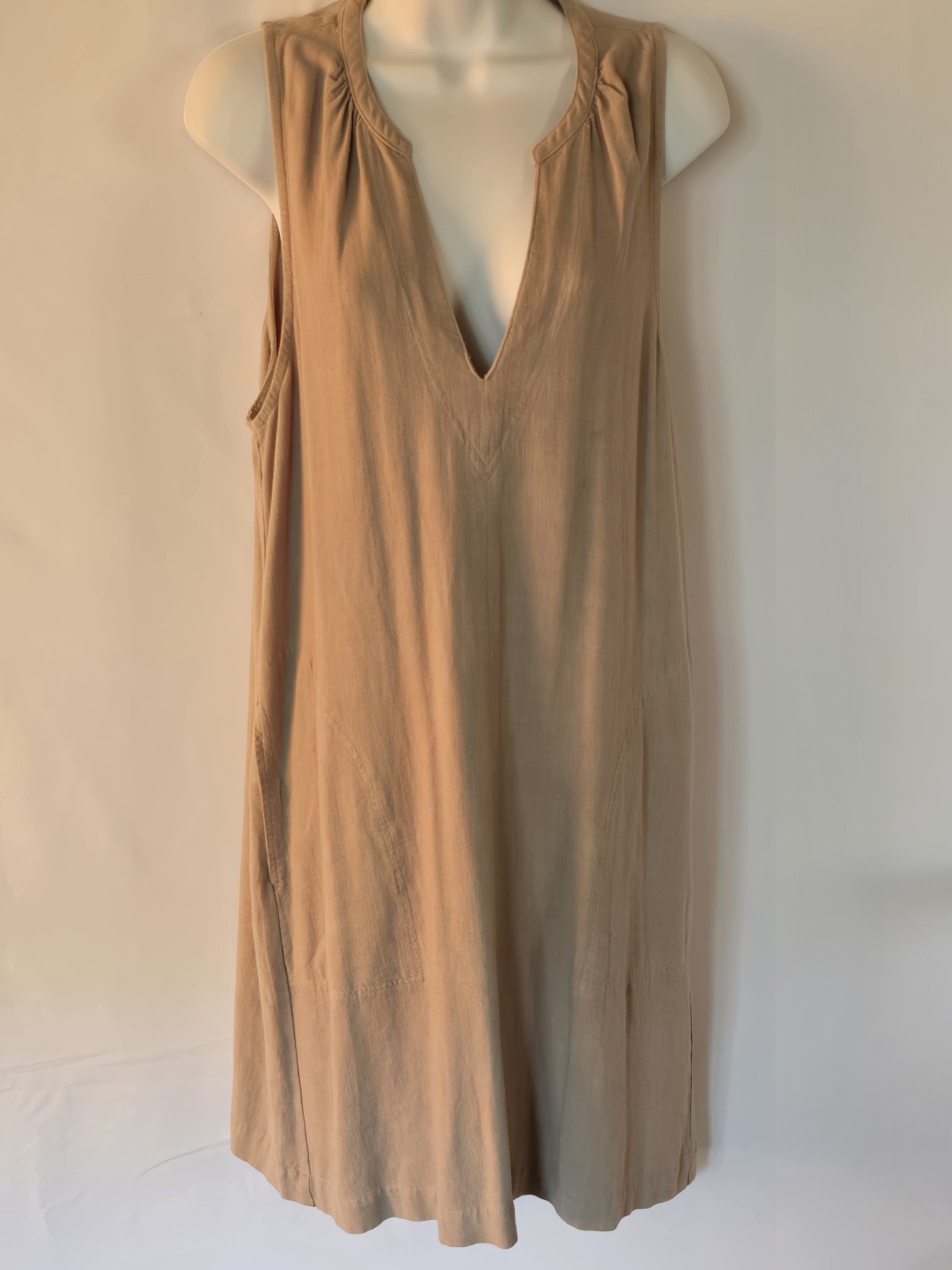 Splendid Beige Sleeveles V Neck A Line Dress Sz L NWT