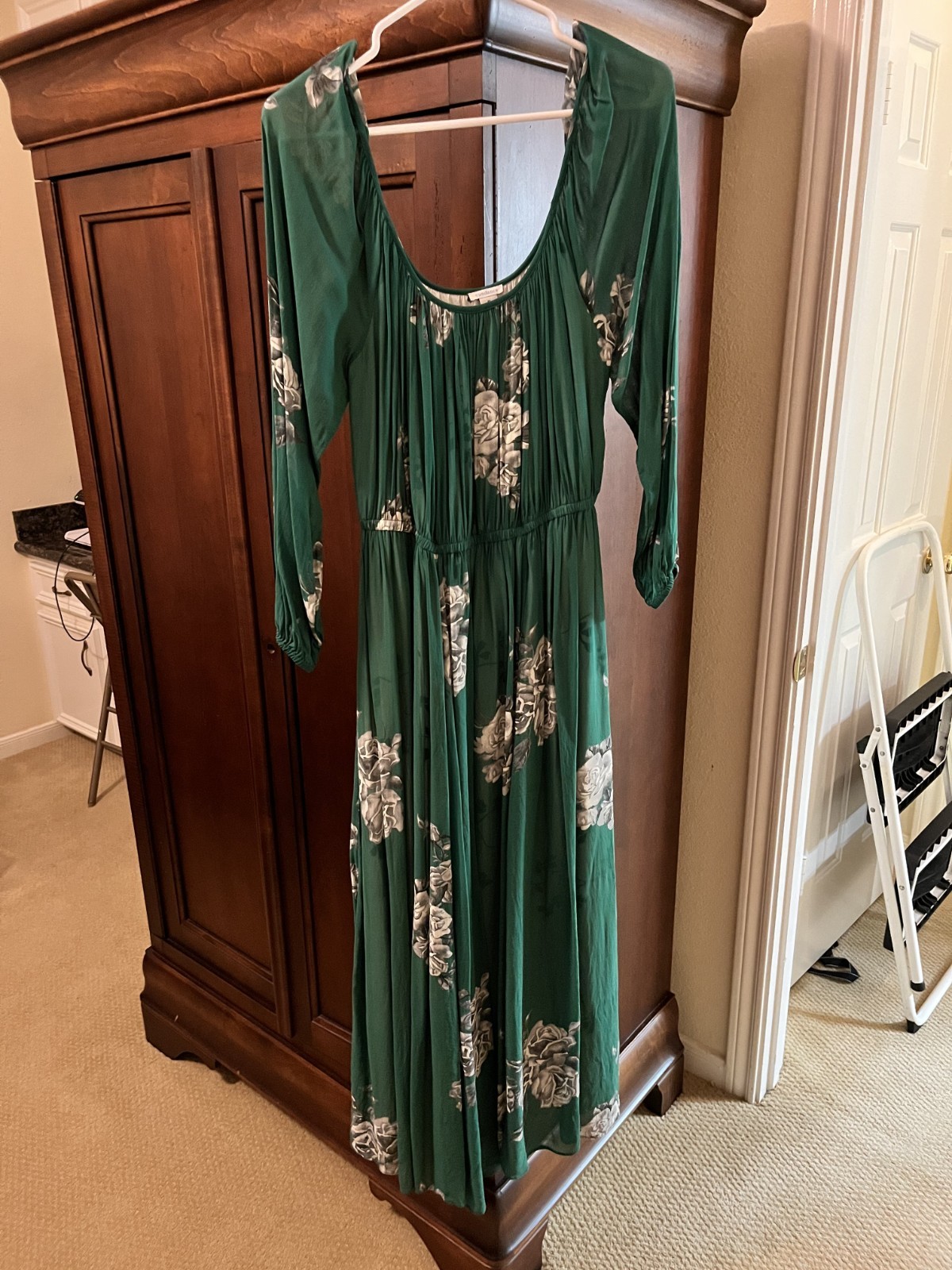 Sundance-New w/ Tags-Cataline Maxi Dress/Medium/Green Floral/non see through