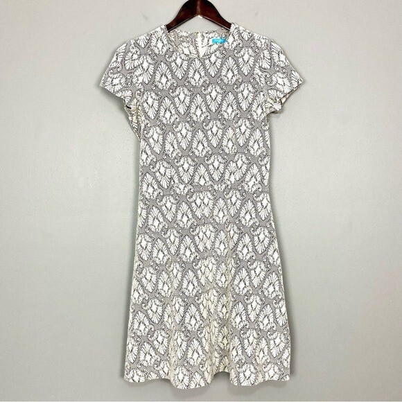 J. McLaughlin Jacquard Knit Dress Women’s Size S Fit and Flare Textured Classic