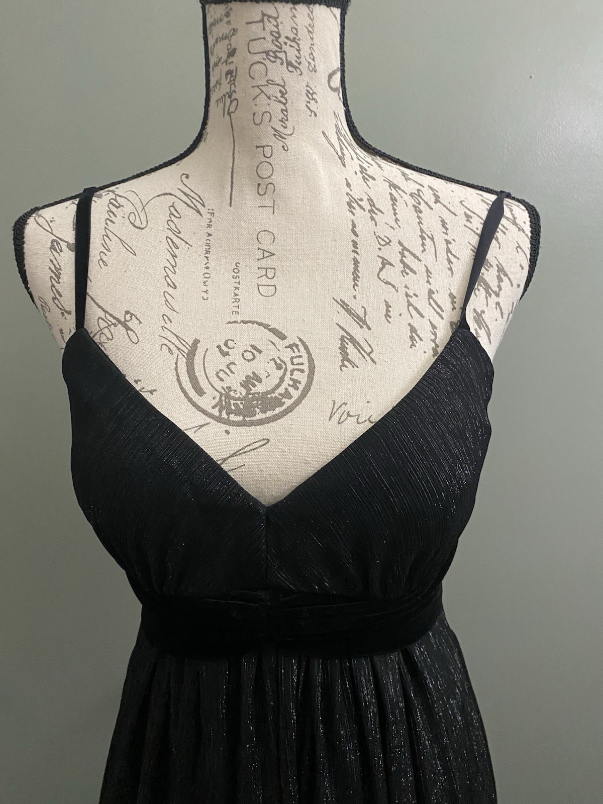 JS Boutique Evening Dress Size 6 Black Velvet Maxi Party Formal Prom Straps