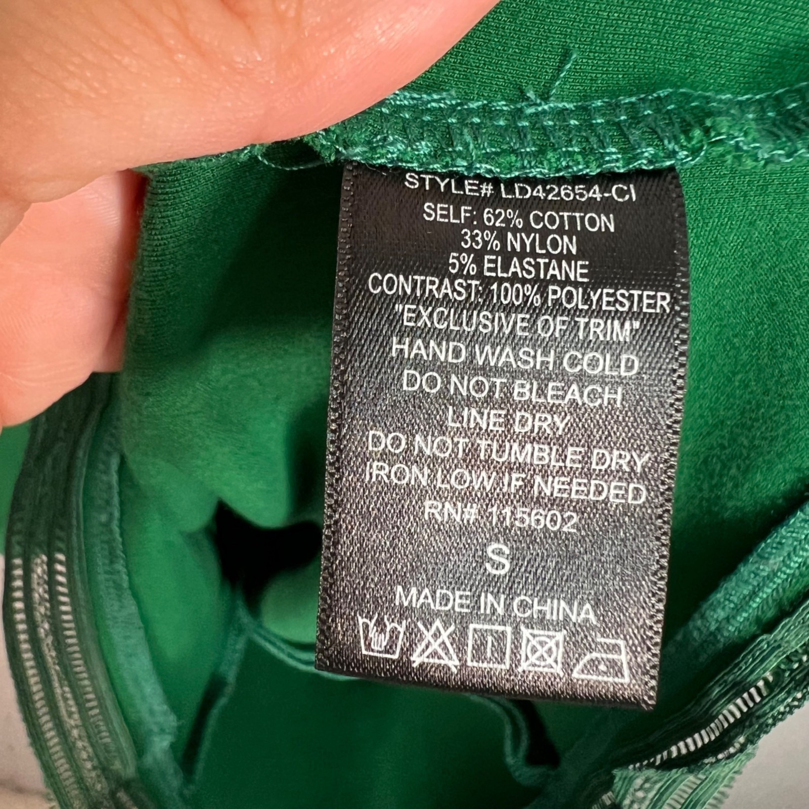 Lush Green Sleeveless V-Neck Mini Dress Size Small Cotton Blend